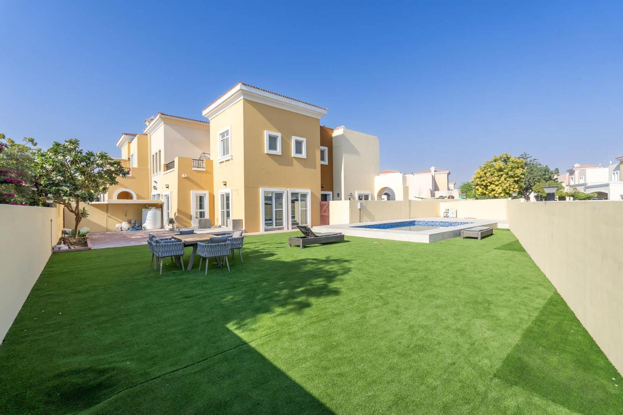 Villa Luxury 4br Villa-al Reem 3-perfect Family Getaway Dubai