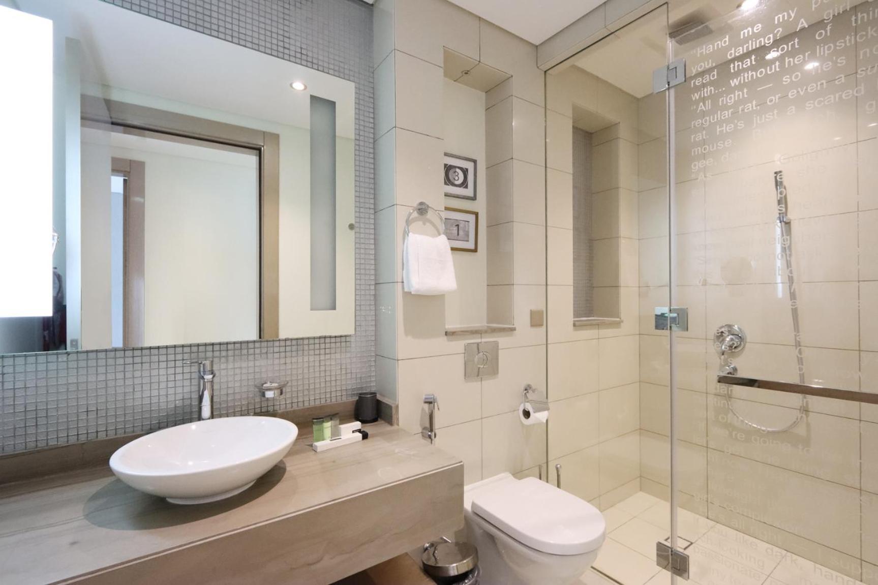 2br Oasis In Damac Towers By Livbnb Daire Dubai