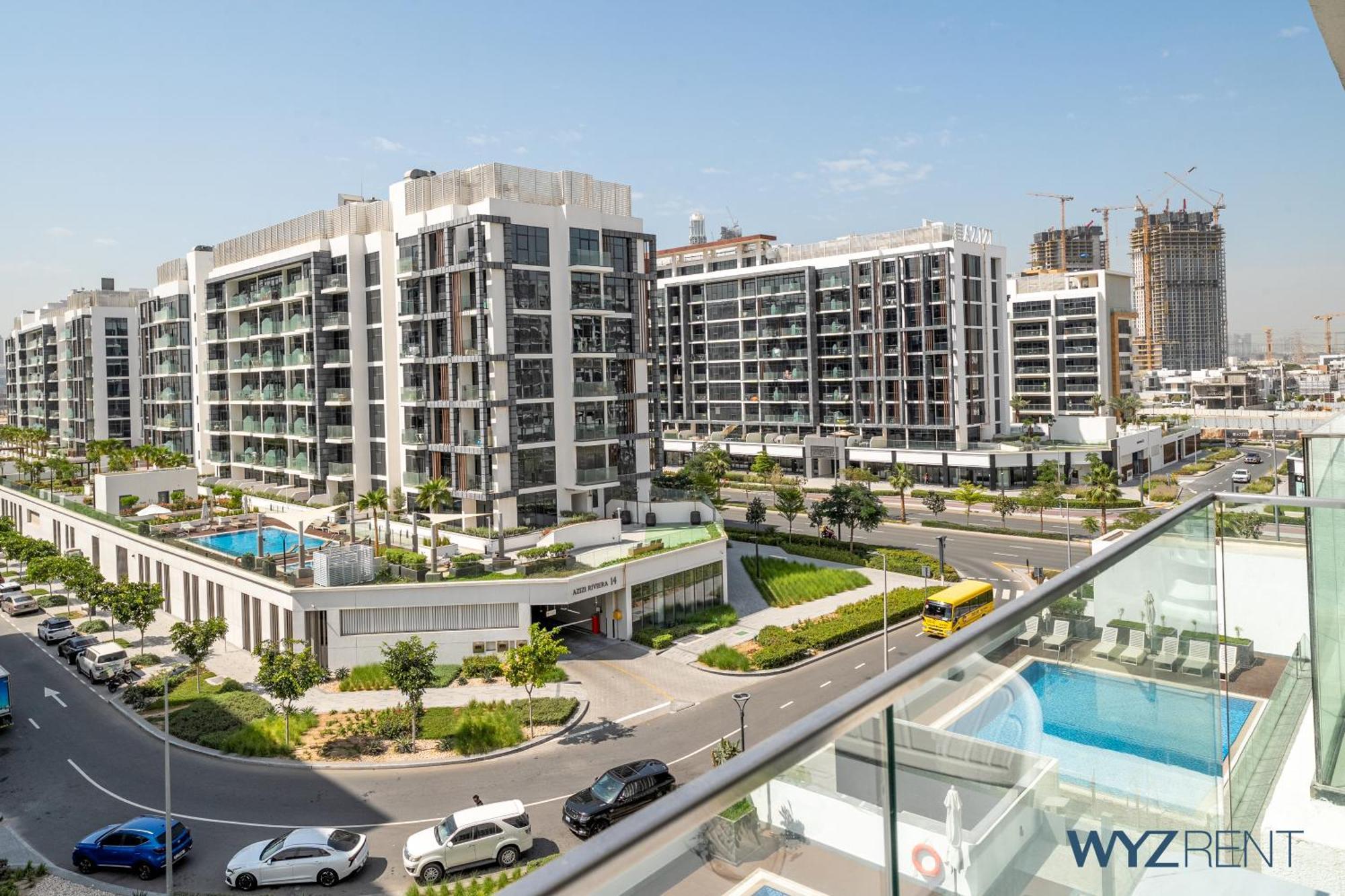 Unique In Azizi Riviera,city & Pool View Apartment *