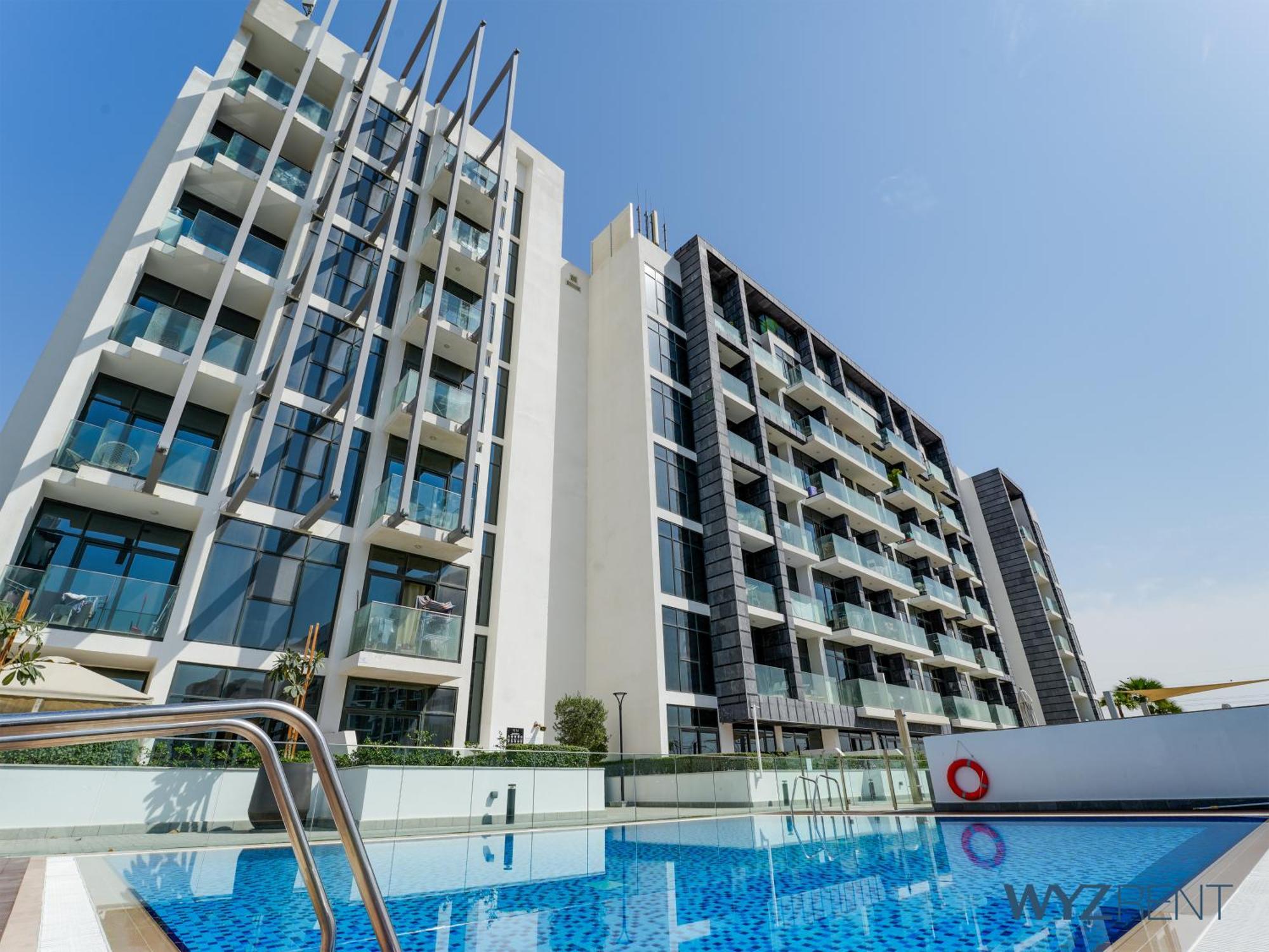 Apartment Unique In Azizi Riviera,city & Pool View