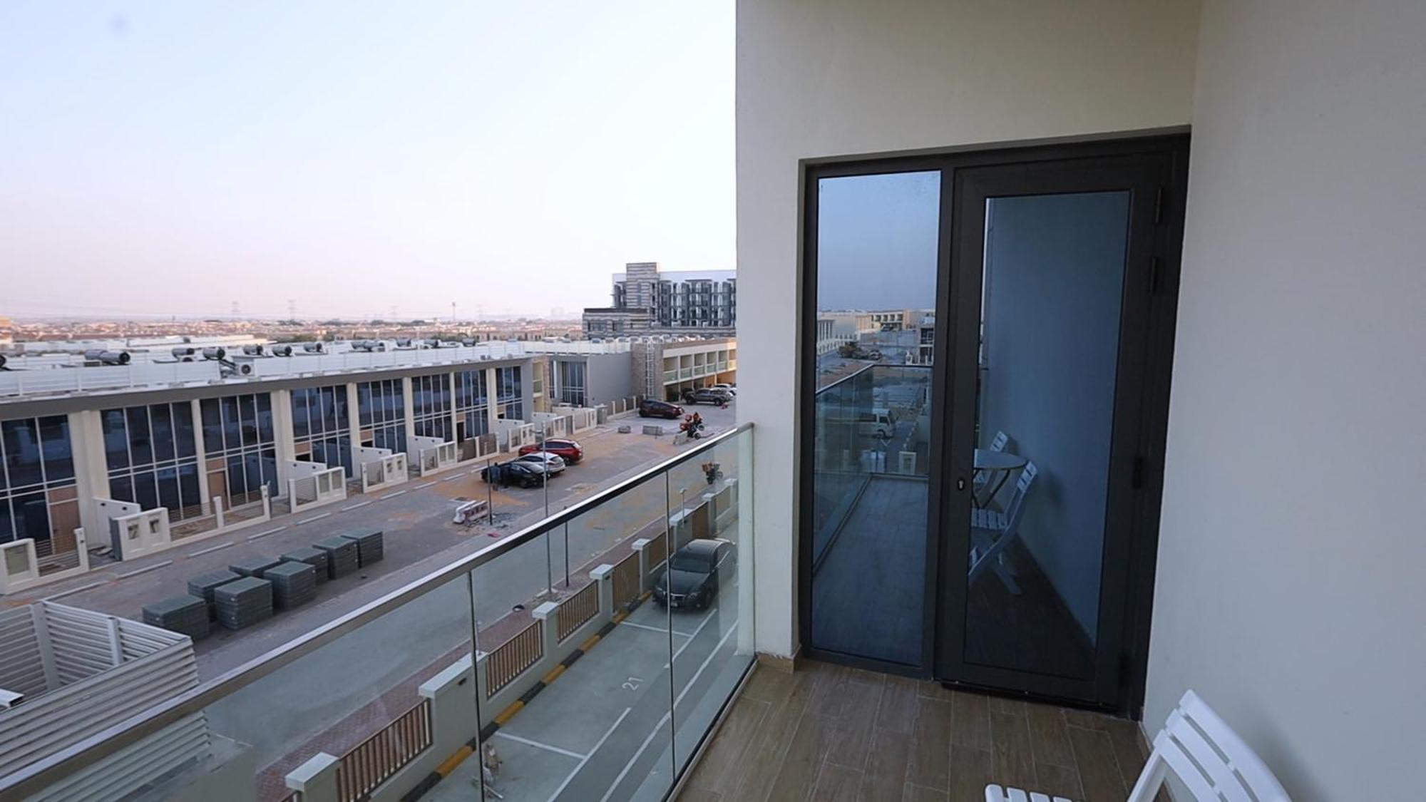 Apartment 2 Bedroom Elegant In Dubailand