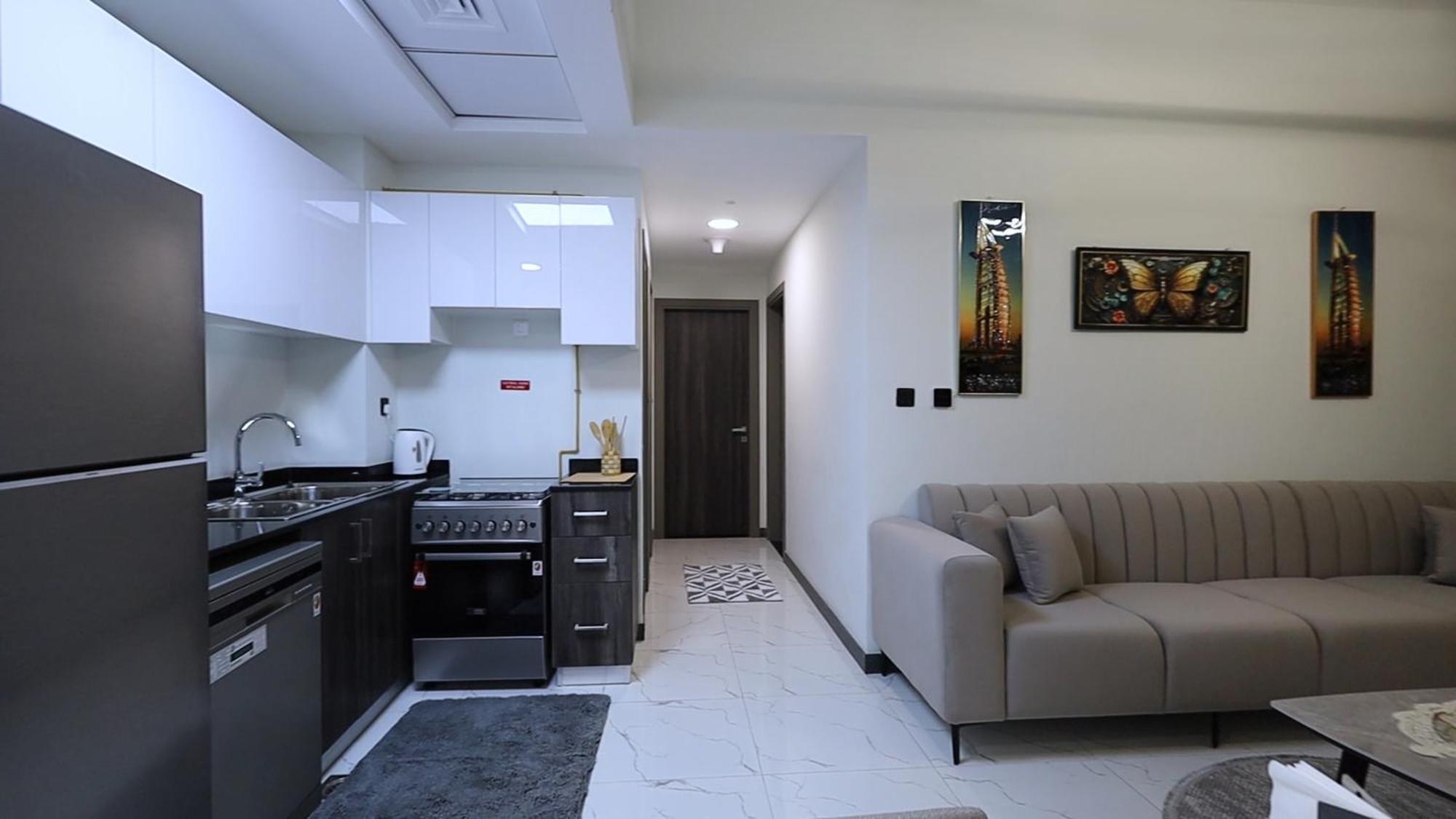 Apartment 2 Bedroom Elegant In Dubailand *