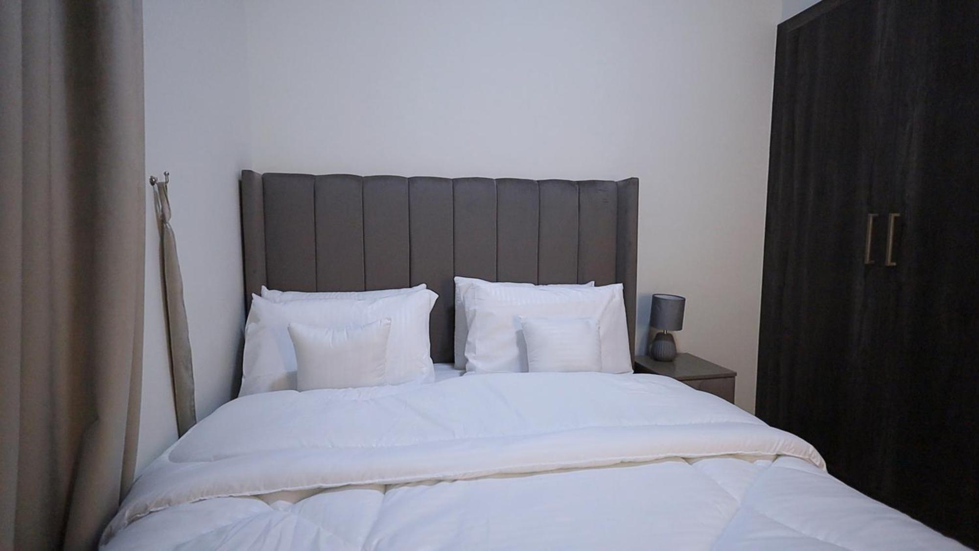2 Bedroom Elegant In Dubailand Apartment
