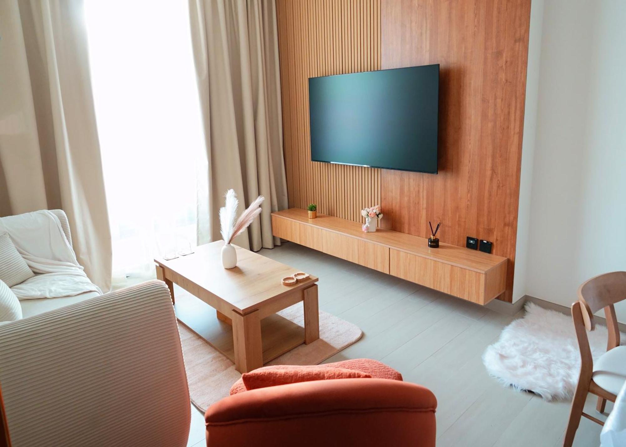 Modern Chic 1 Bhk In Binghatti House Dubai