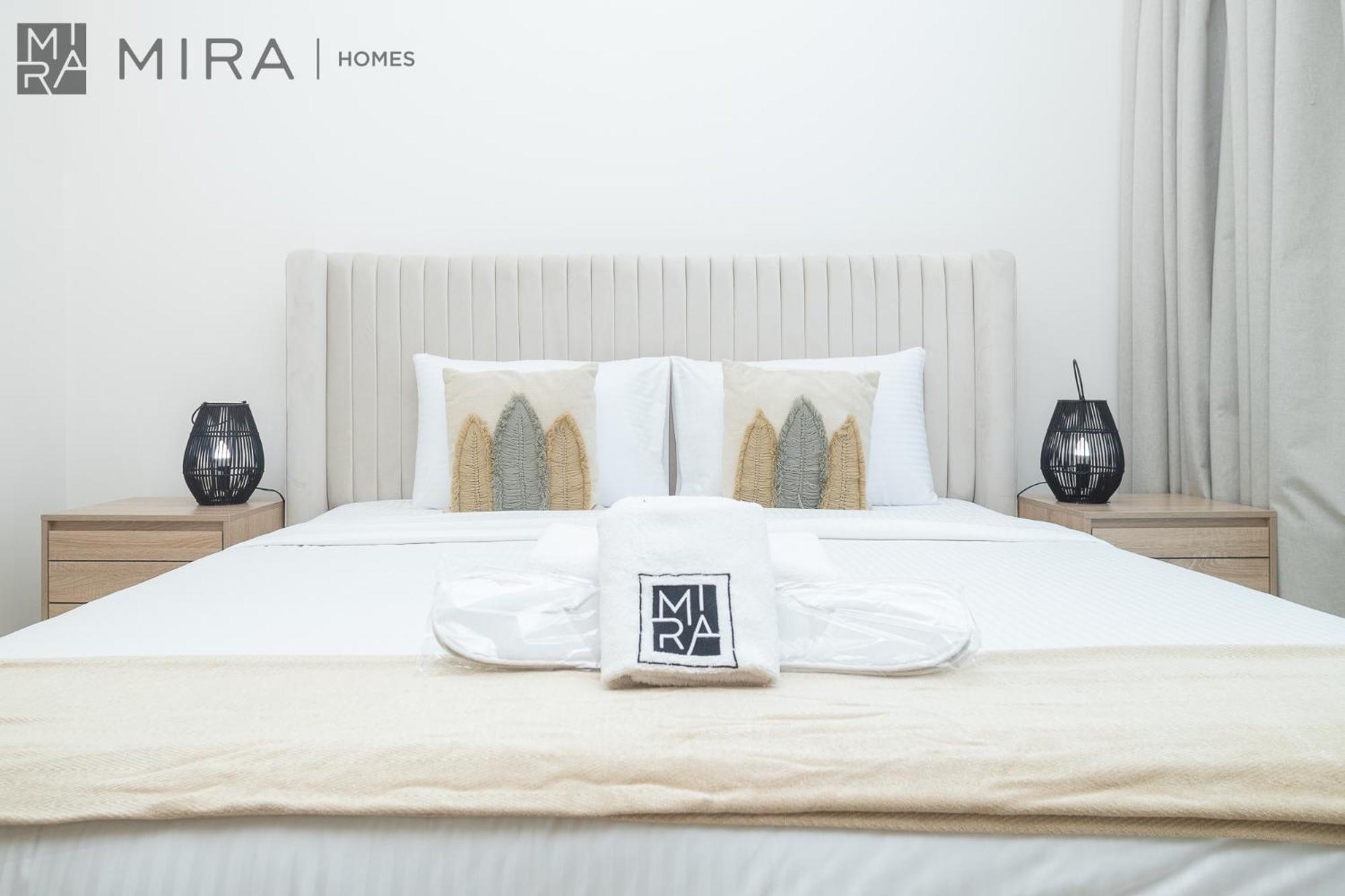 Mira Homes - Newly 2 Bedroom With Balcony In The Heart Of Close To Burj Khalifa * Dubai