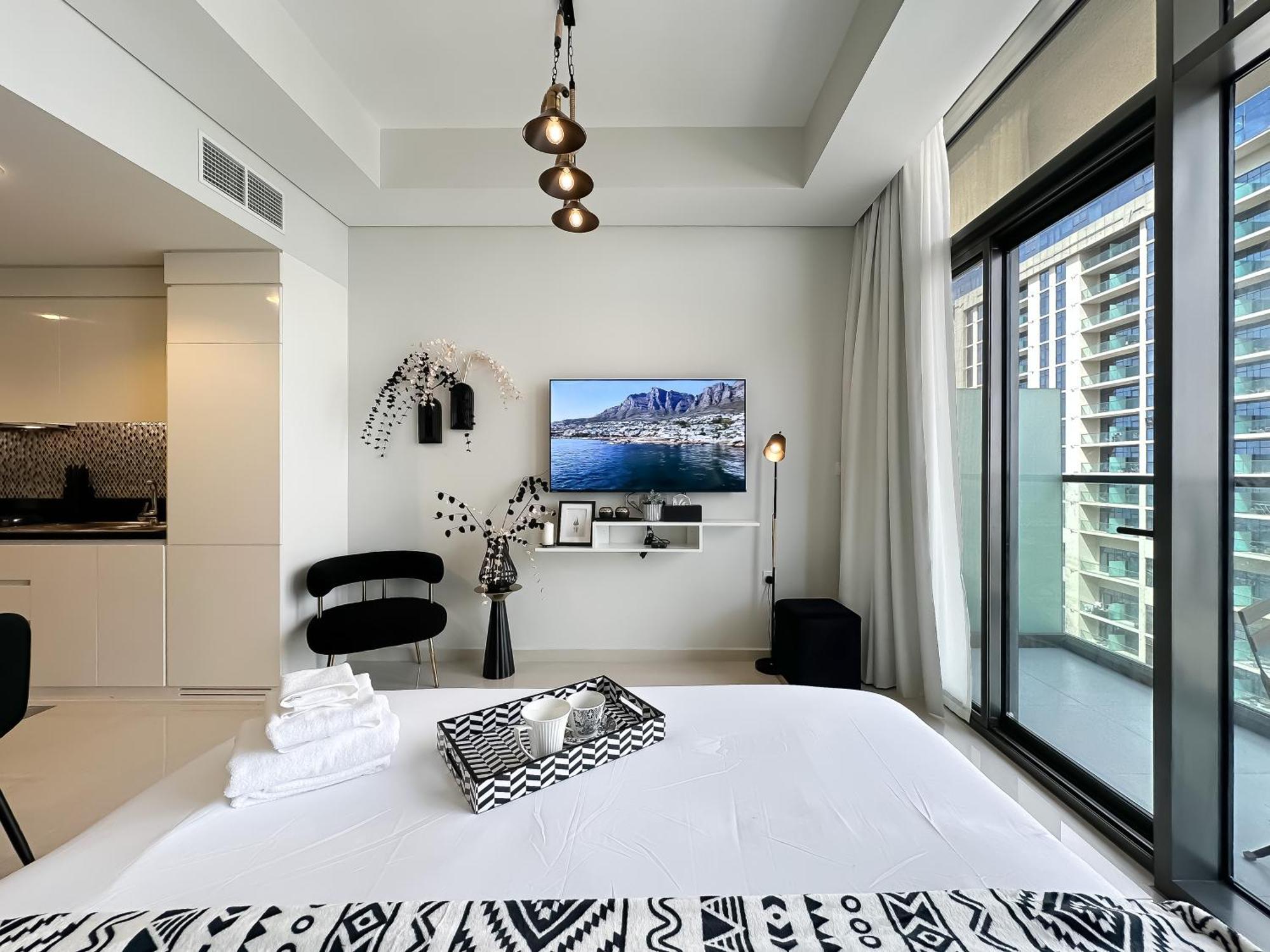 Apartamento Trophy-twilight Edge 55th Floor W Lush Lagoon Pool