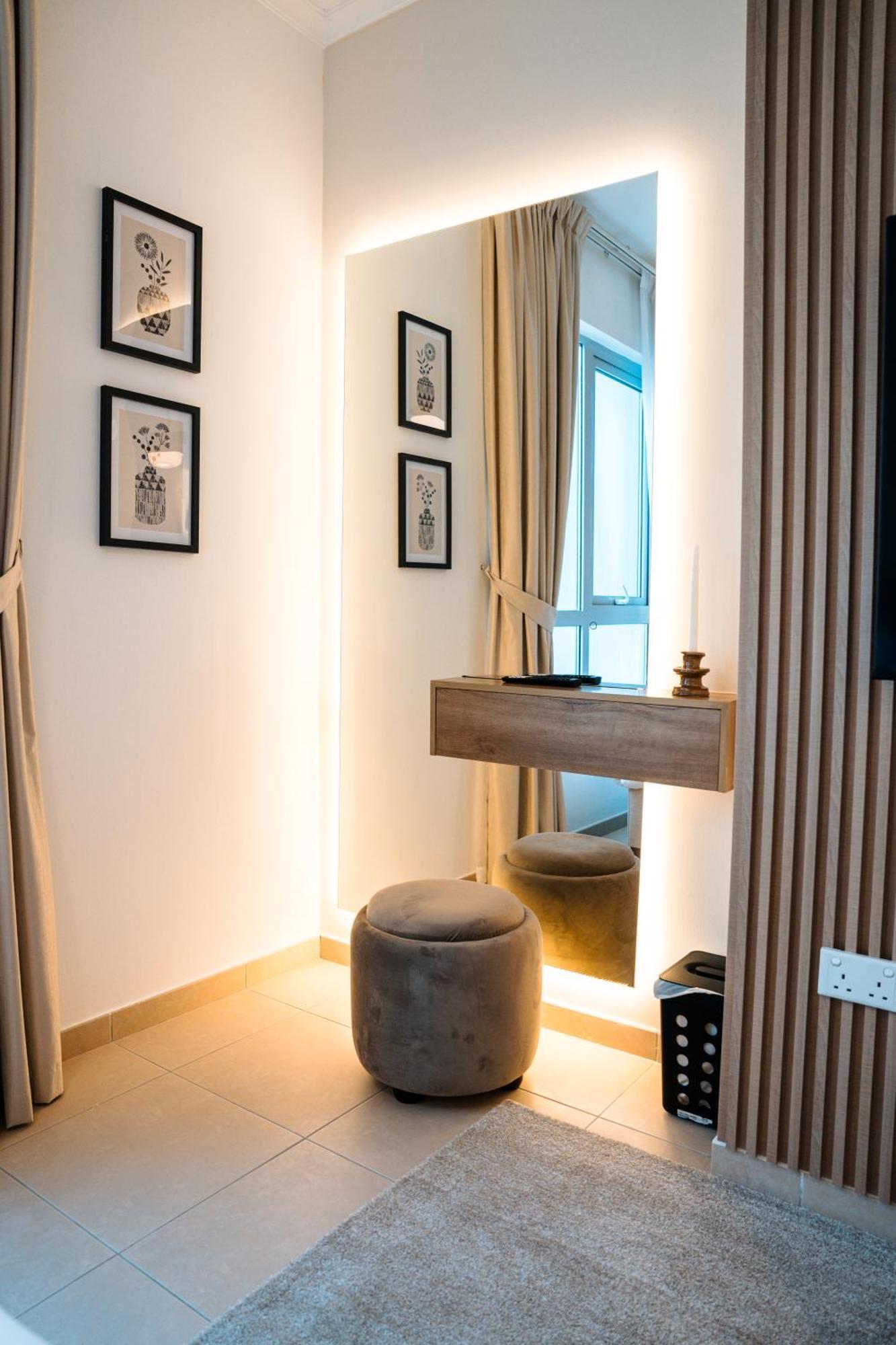 Apartment Location In Downtown *