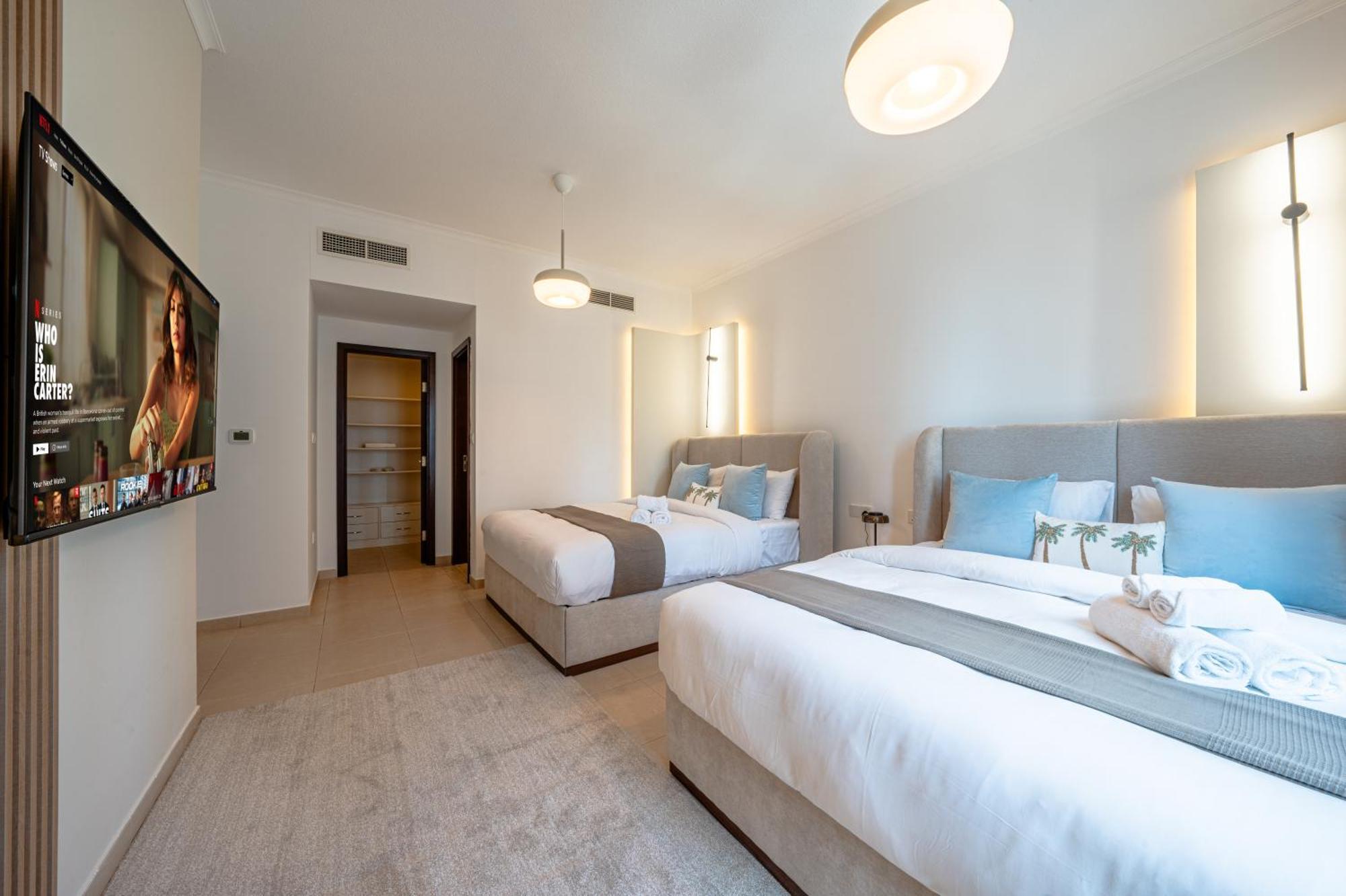 Location In Downtown * Dubai