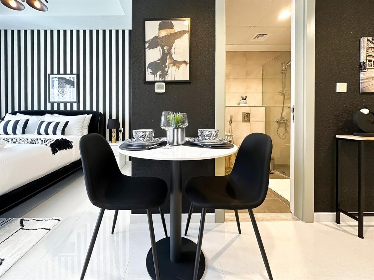 Apartamento Trophy-twilight Edge 55th Floor W Lush Lagoon Pool