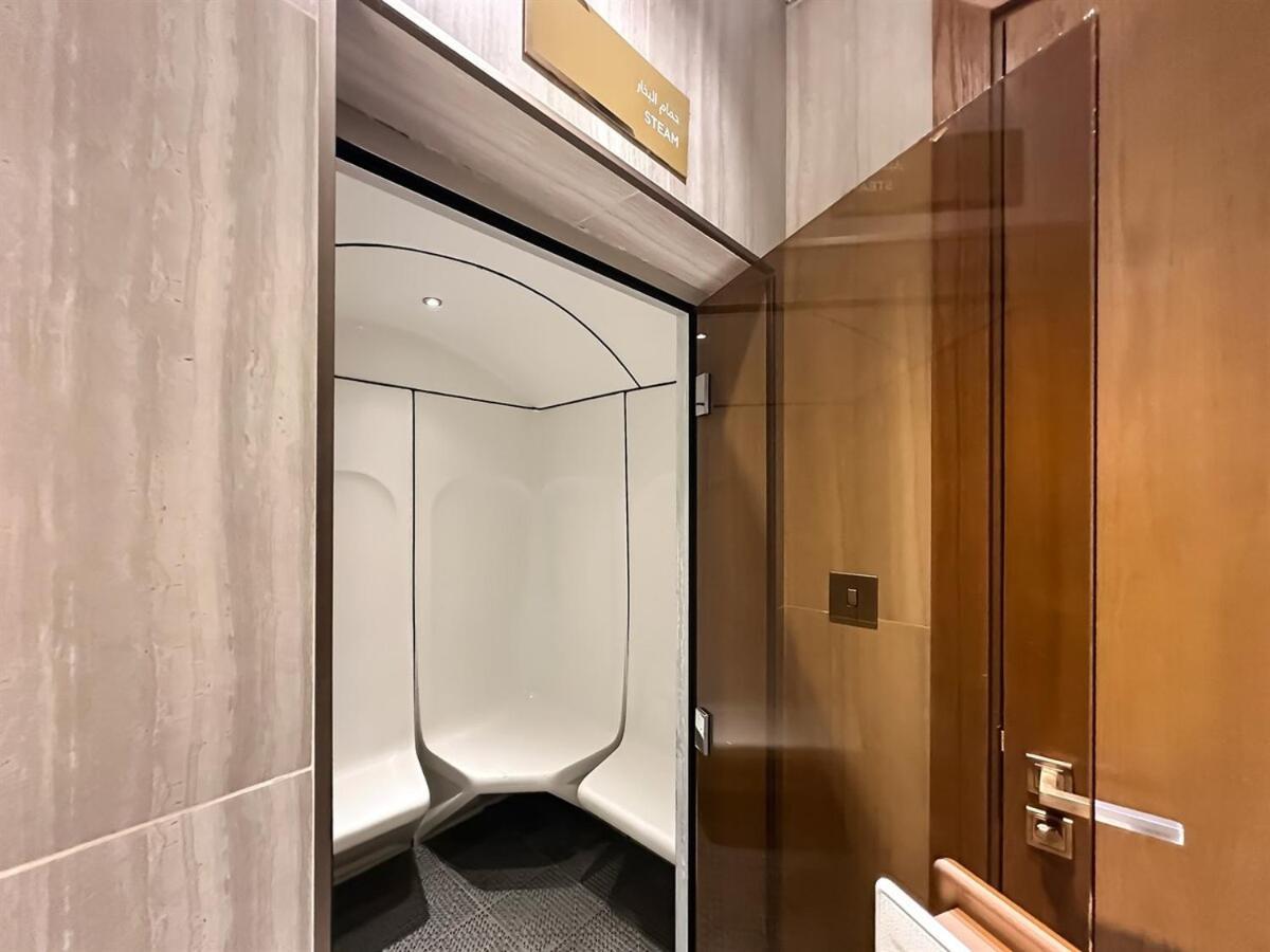 Trophy-twilight Edge 55th Floor W Lush Lagoon Pool Apartamento