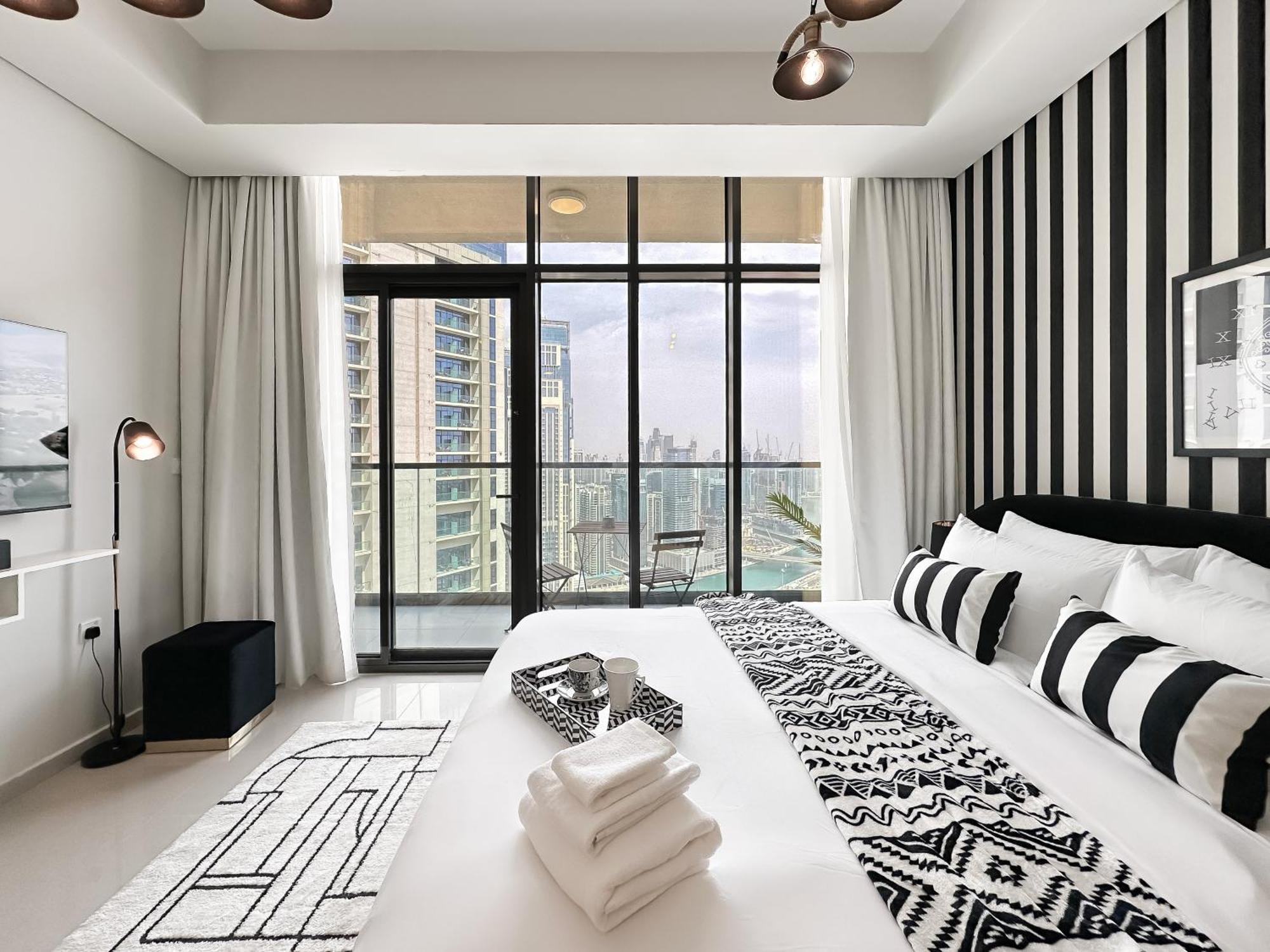 Apartamento Trophy-twilight Edge 55th Floor W Lush Lagoon Pool *