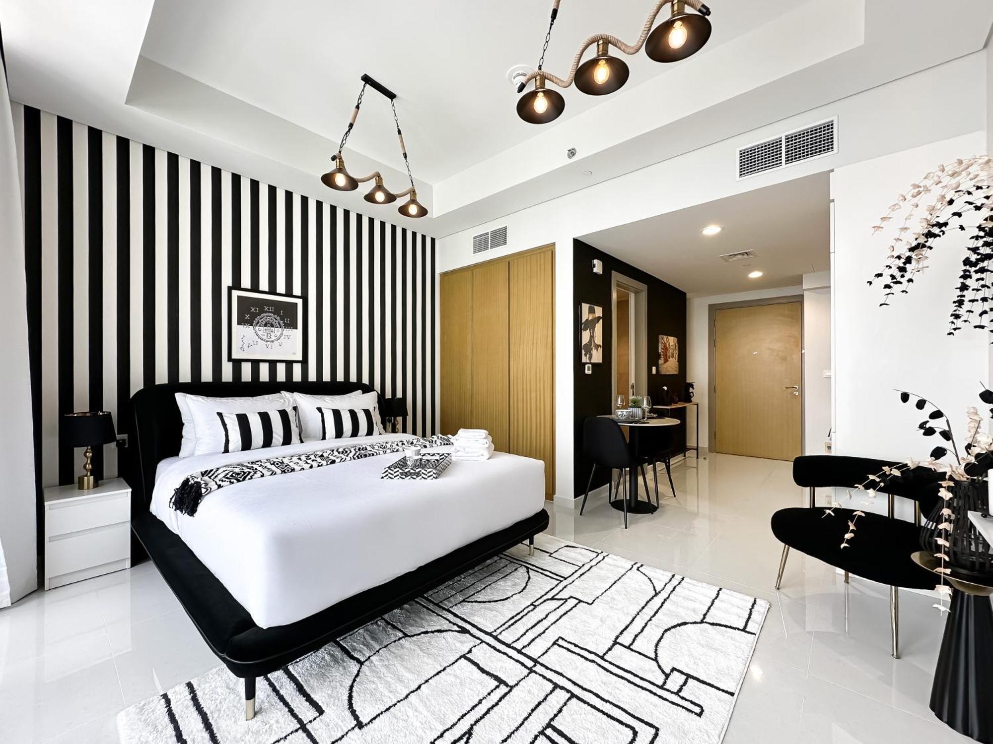 Apartamento Trophy-twilight Edge 55th Floor W Lush Lagoon Pool *