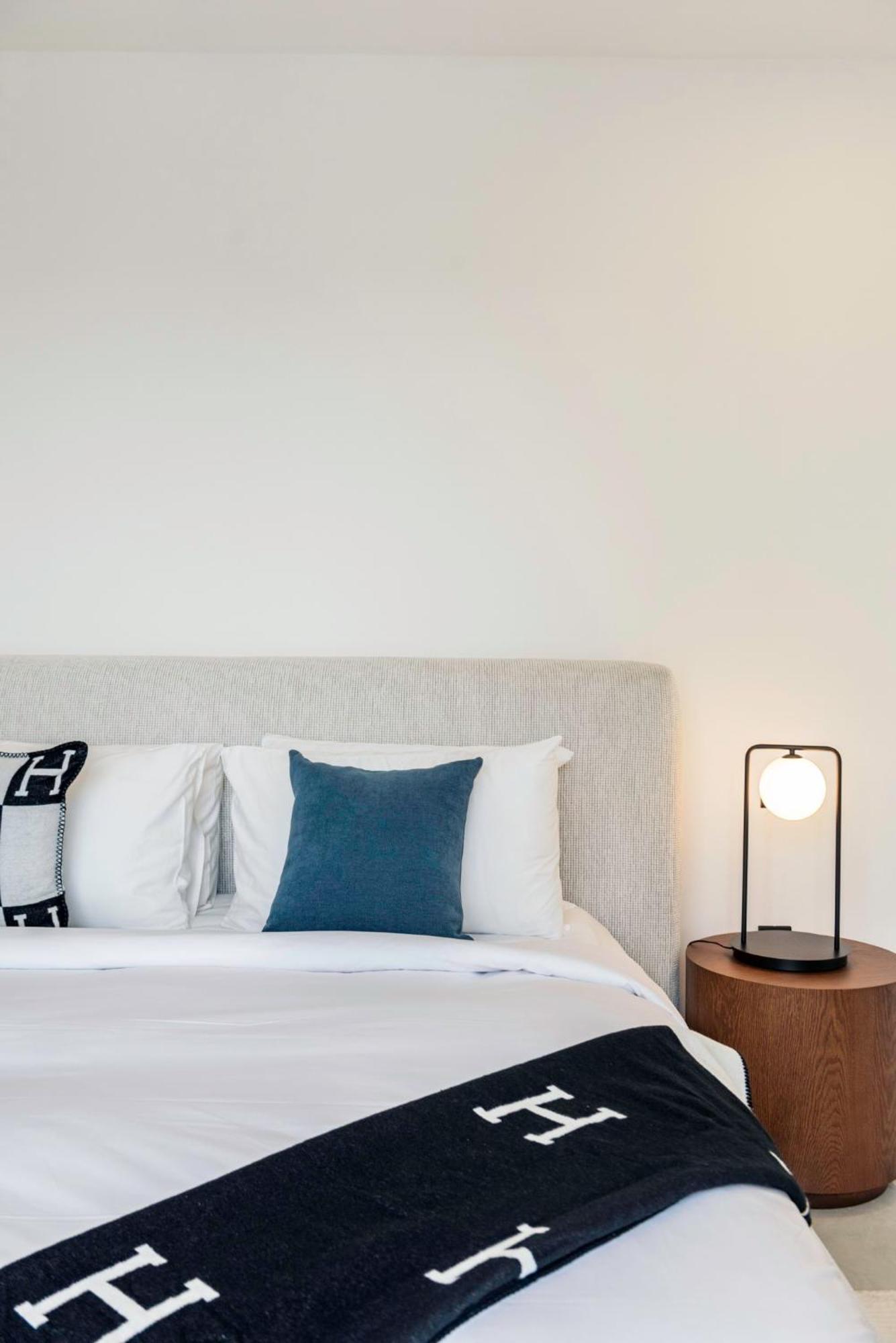 Apartment Luxurious Brand New 2Br Apartment In Rimal 1 I Steps To The Jbr Beach I Gyl Holiday Homes Dubai