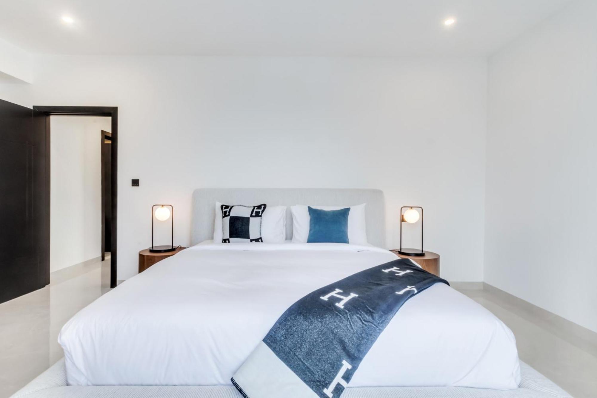 Apartment Luxurious Brand New 2Br Apartment In Rimal 1 I Steps To The Jbr Beach I Gyl Holiday Homes