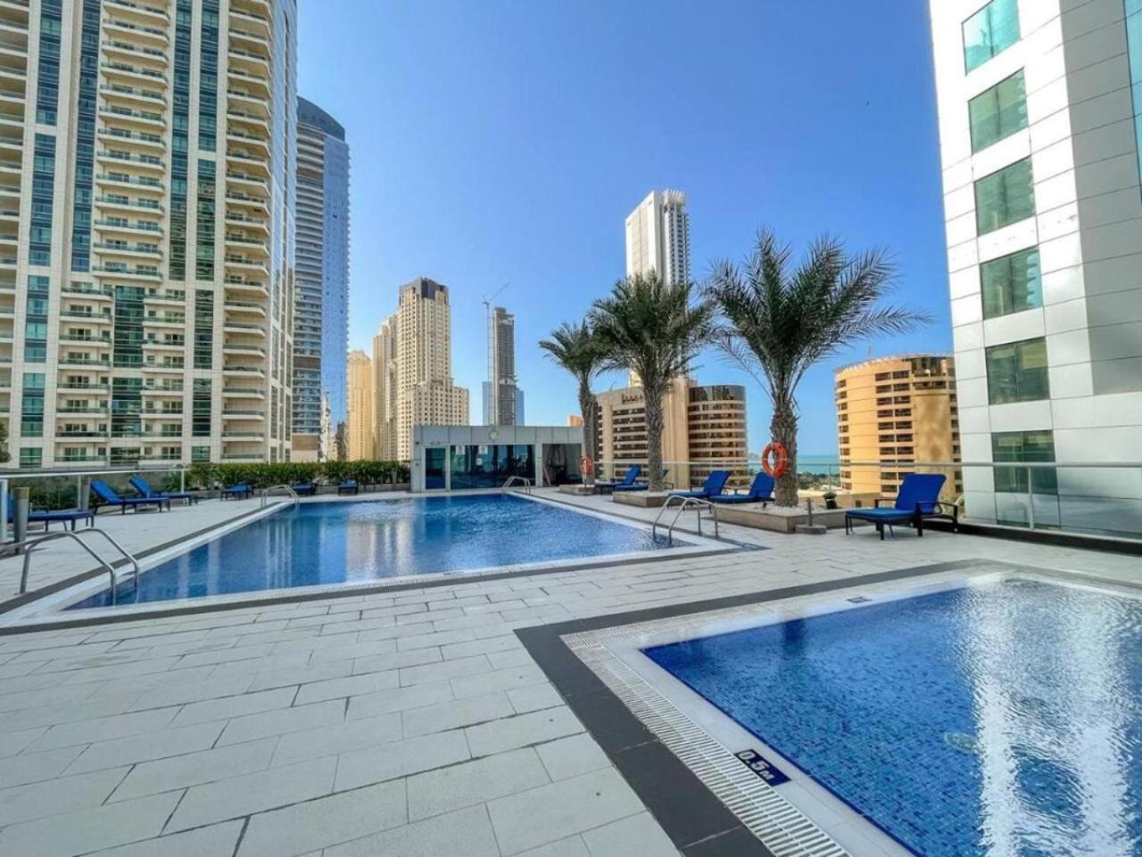 Sunrise Homes - A Stylish In Botanica Tower Dubai