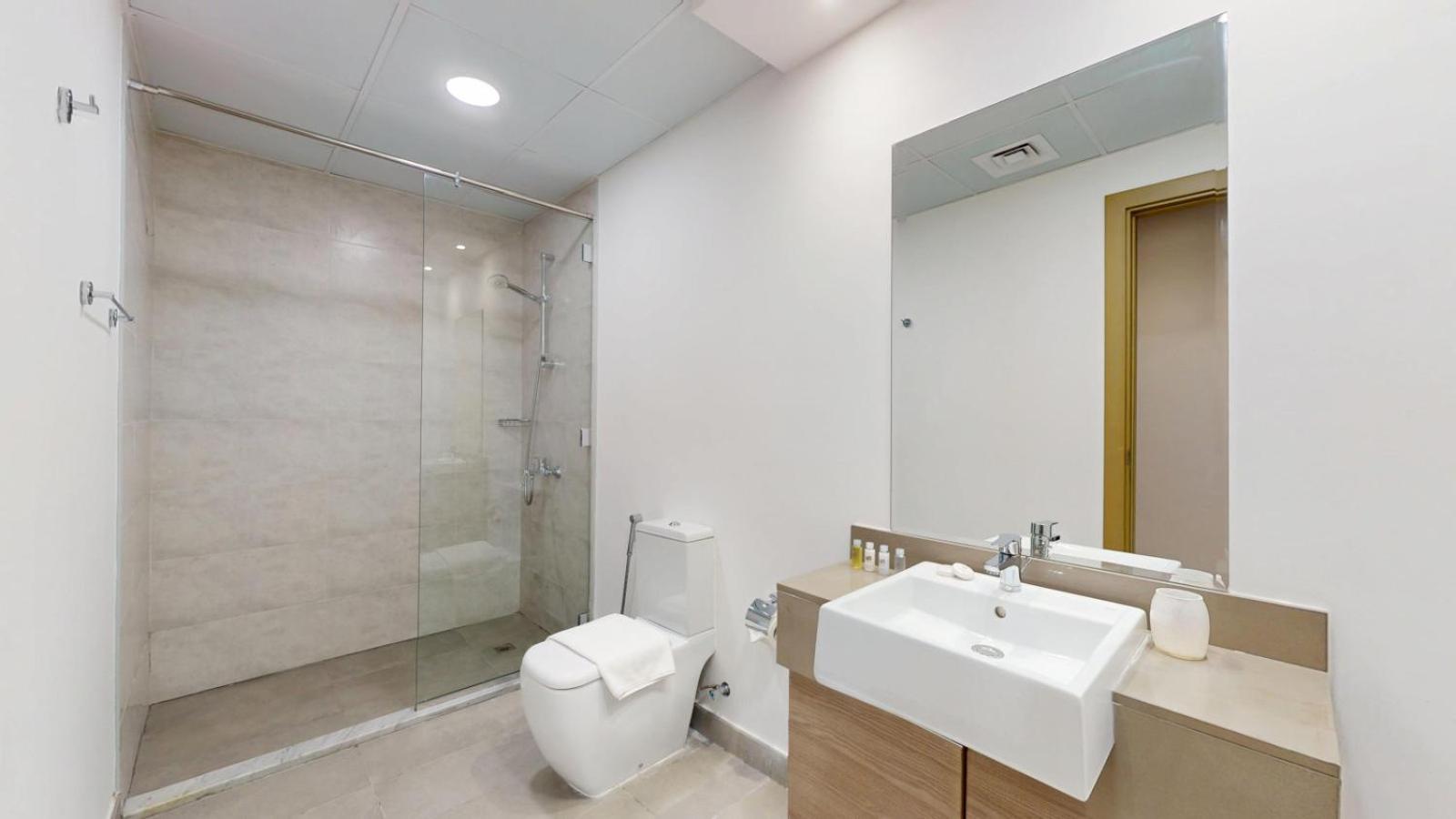 Bloom Tower A - Two Bedroom With Skyline View Apartment