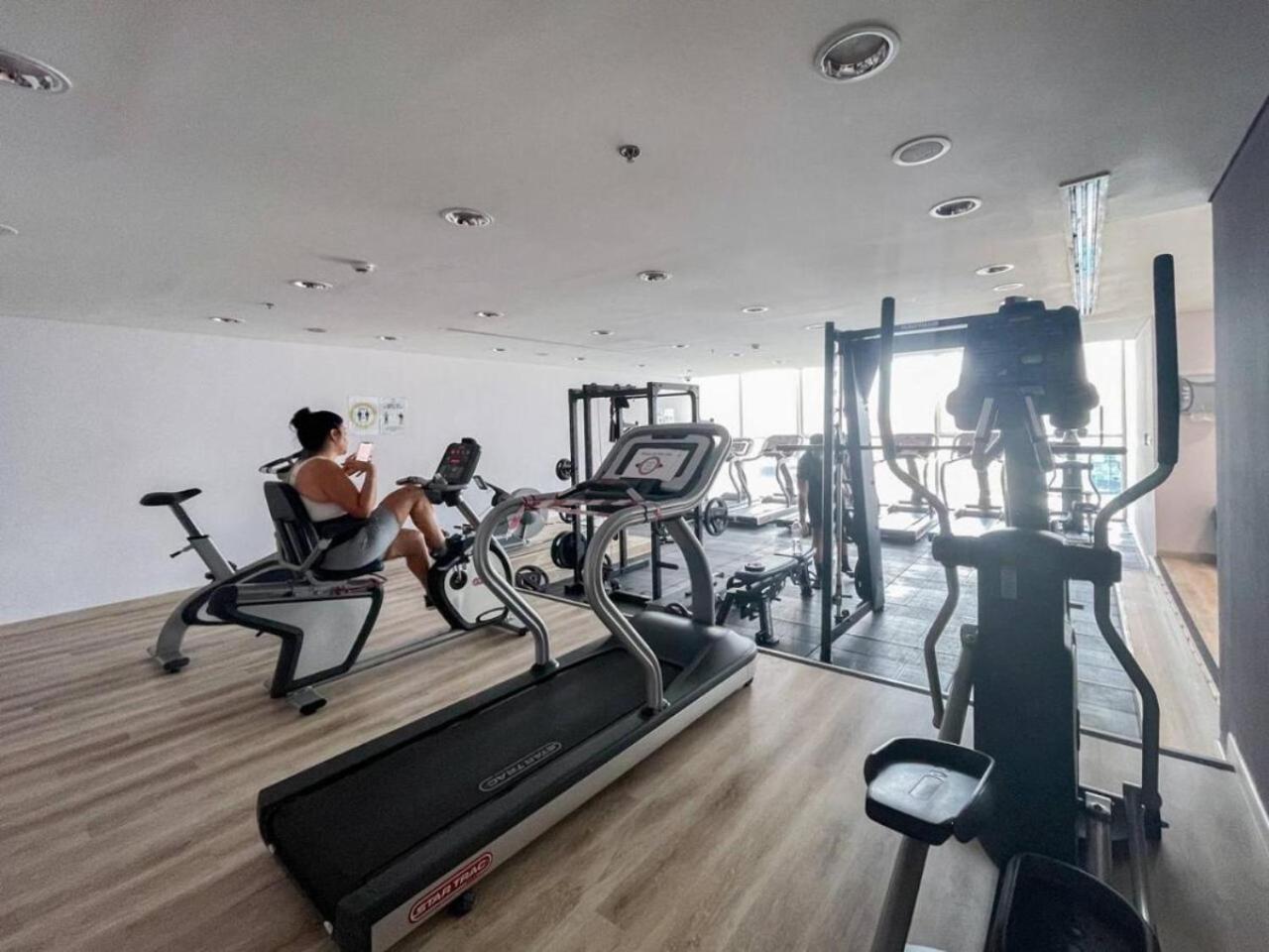 Sunrise Homes - A Stylish In Botanica Tower * Dubai