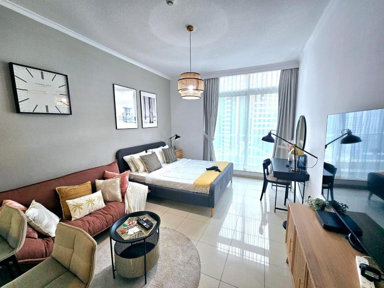 Sunrise Homes - A Stylish In Botanica Tower * Dubai