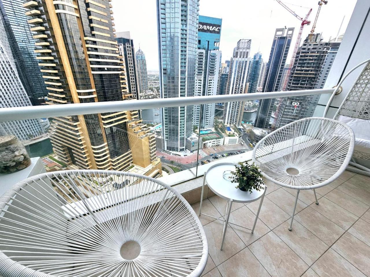 Sunrise Homes - A Stylish In Botanica Tower Dubai