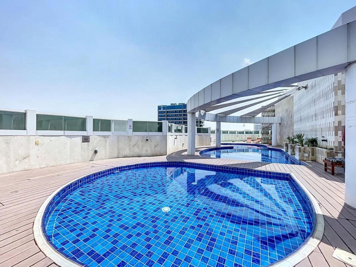 Zenith Tower A2 - Colourful One Bedroom *