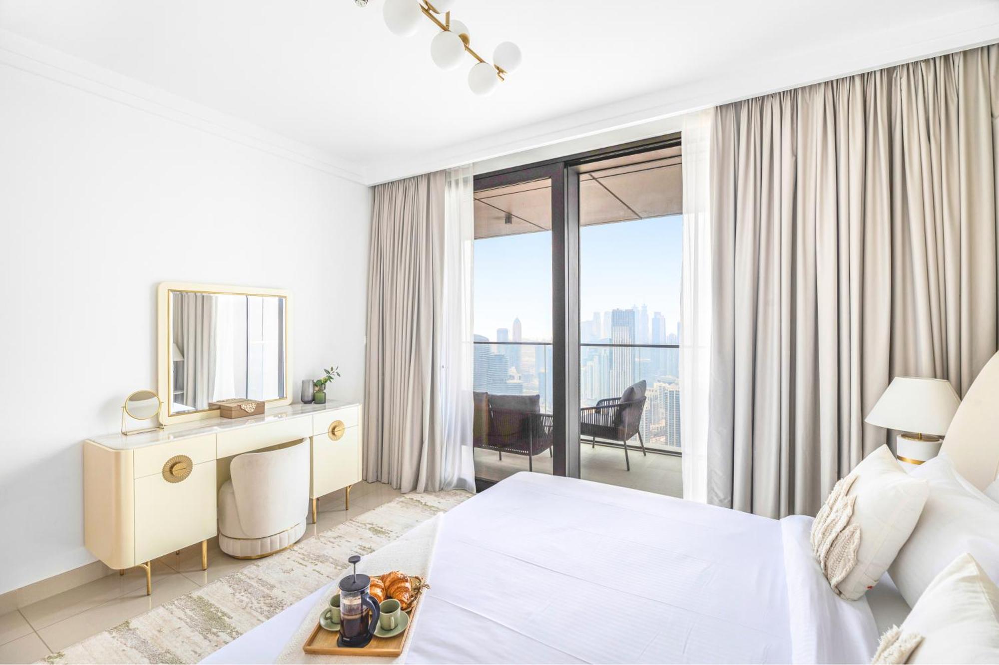 Apartment Eden's Homes & - Boulevard Point Dubai