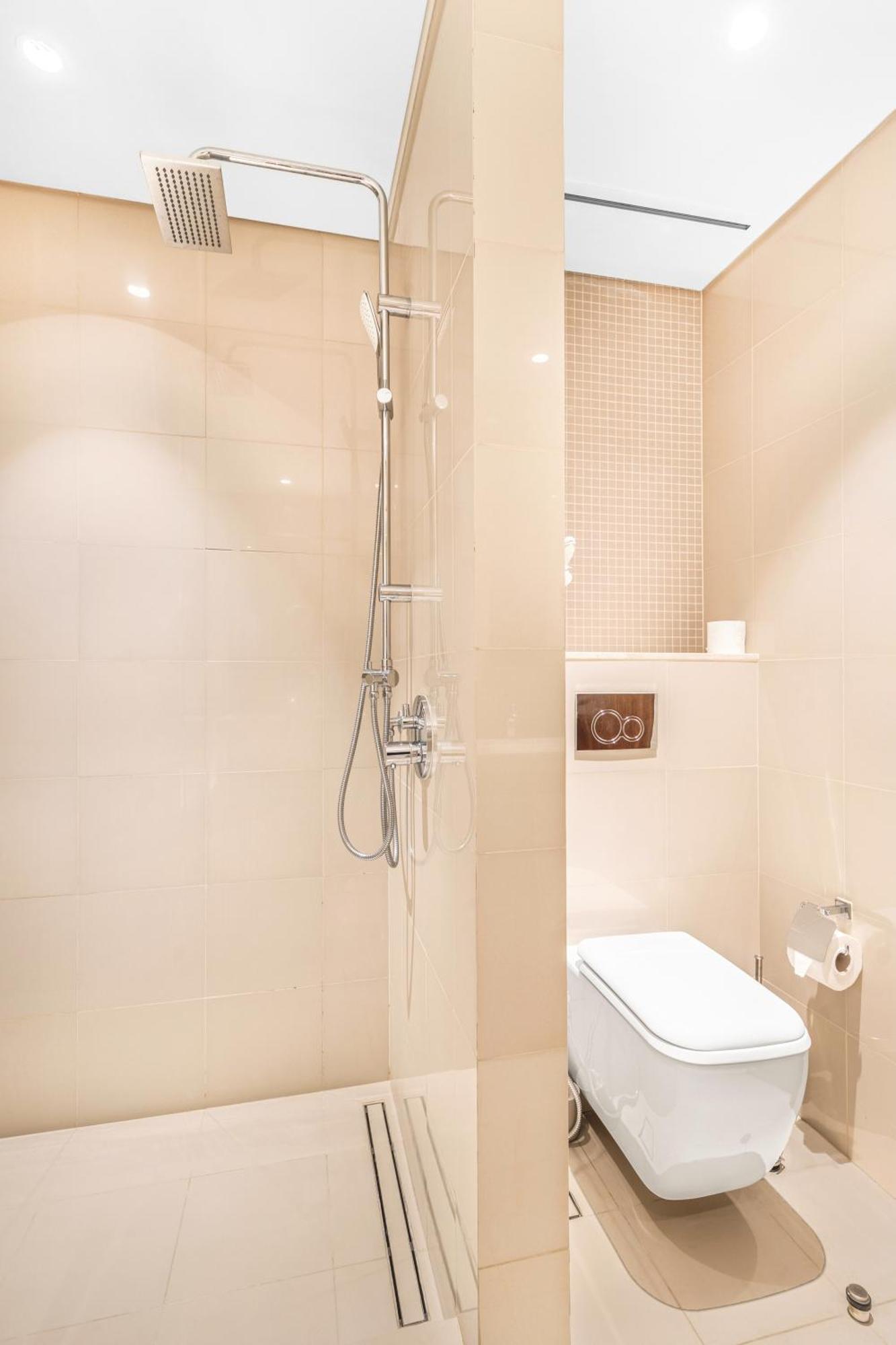 Eden's Homes & - Boulevard Point Dubai
