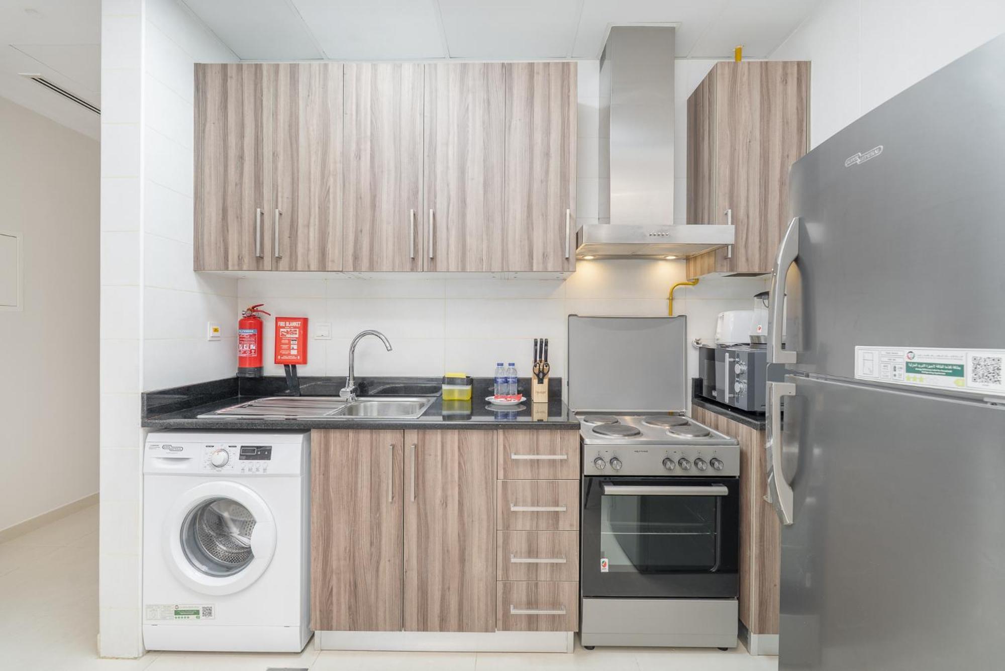 Heaven Crest Homes: Downtown Near Mall & Burj Khalifa Apartment *
