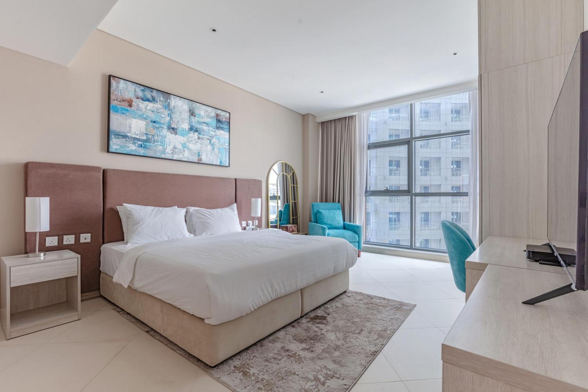Modern Fully-equipped In Seven Palm, And Pool Access Dubai