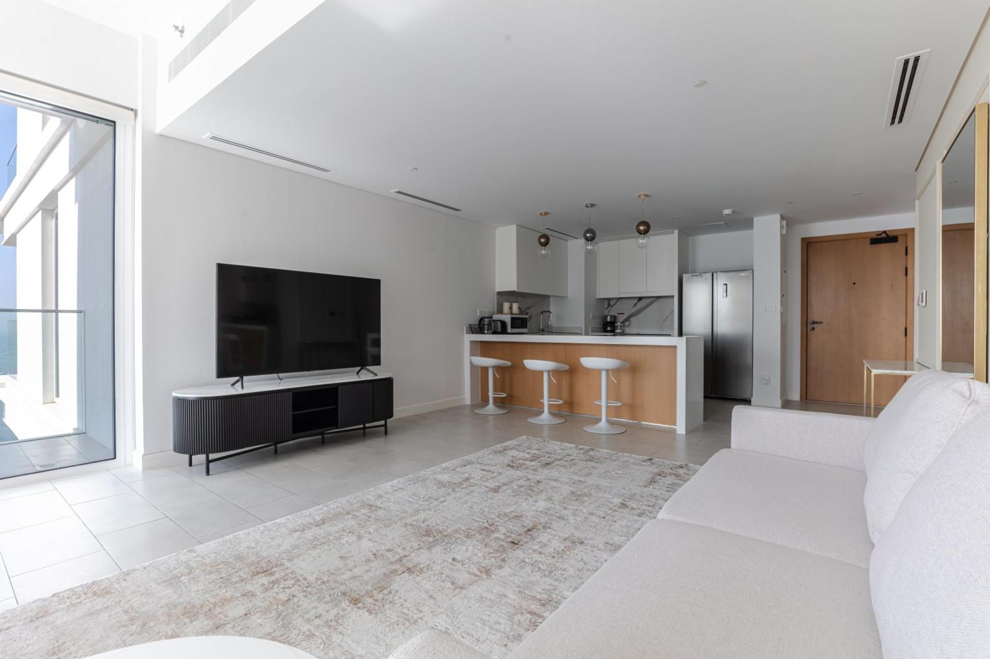 La Vie, Jbr Private Beach, Private Parking And Pool Apartment Dubai