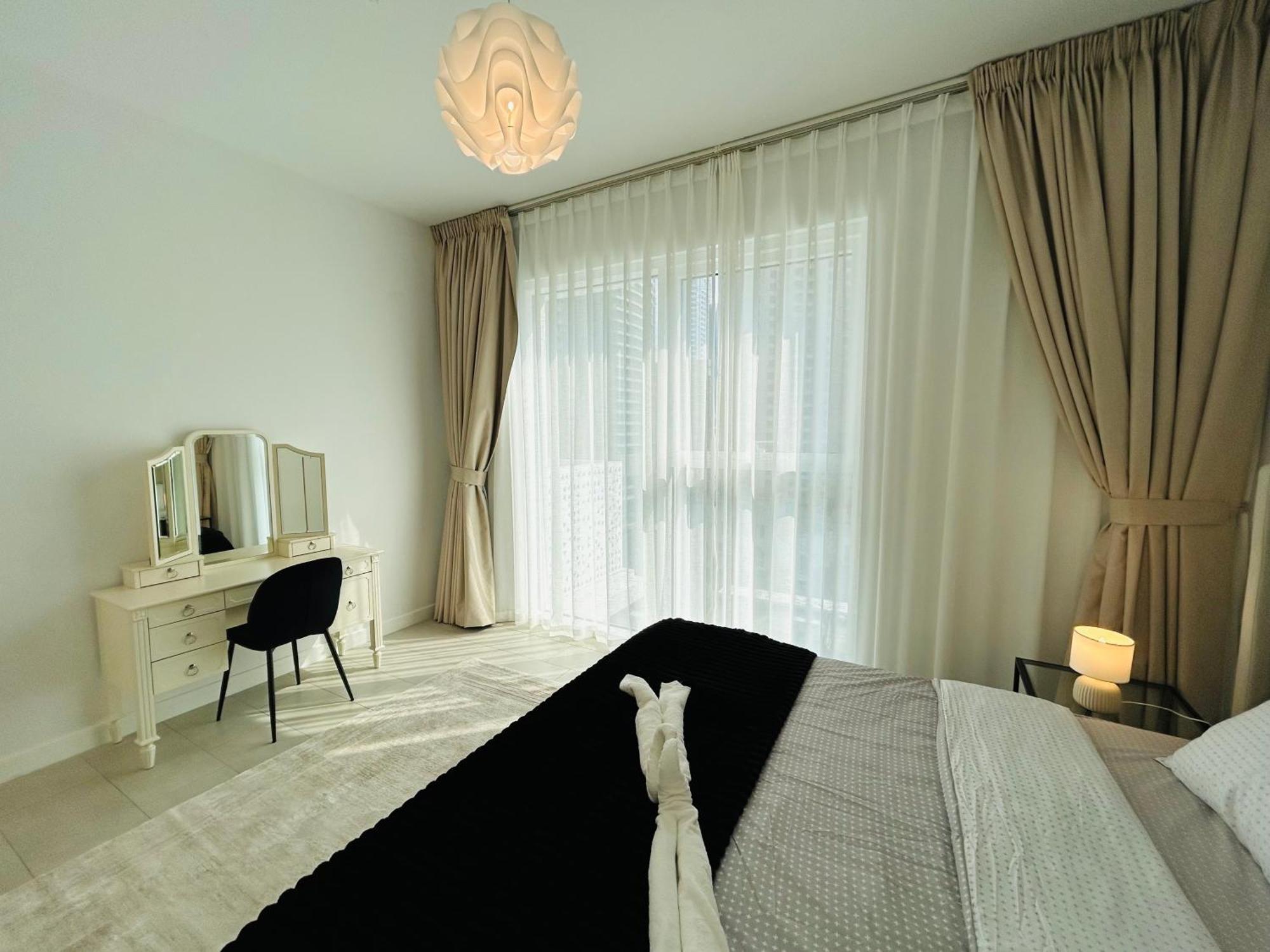 La Vie, Jbr Private Beach, Private Parking And Pool Dubai
