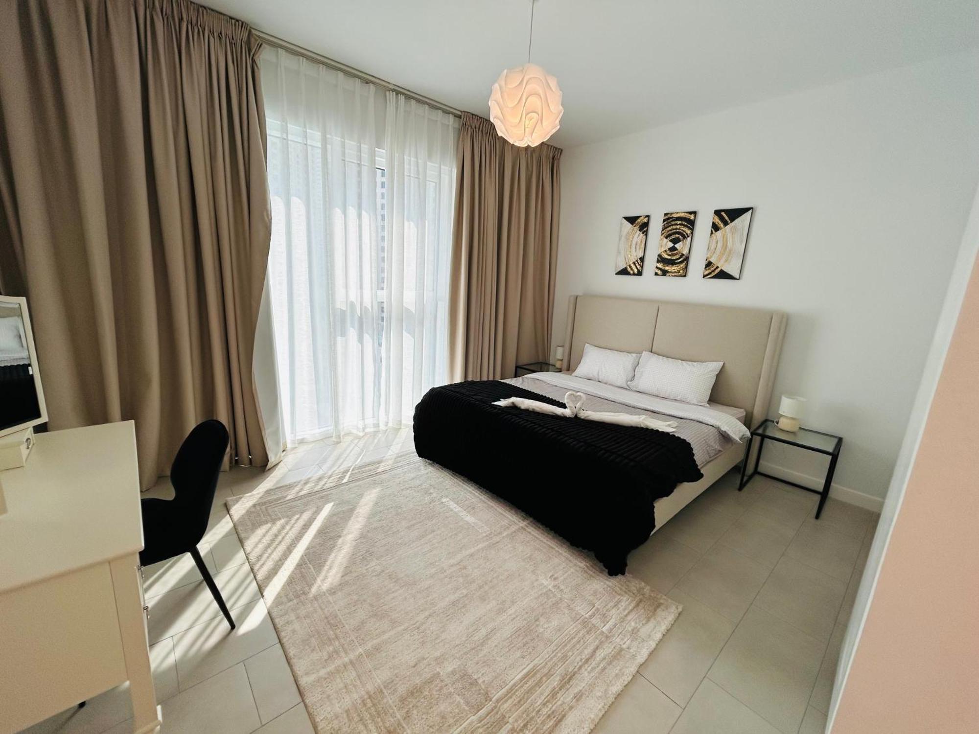 Apartment La Vie, Jbr Private Beach, Private Parking And Pool