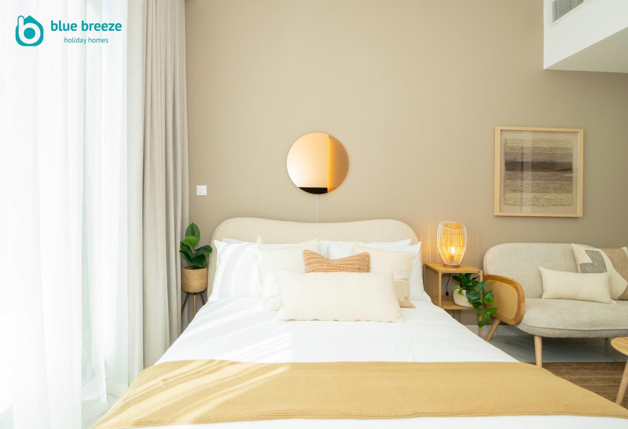 Blue Breeze - Elegant In Serenity 5, Jvc Apartment *