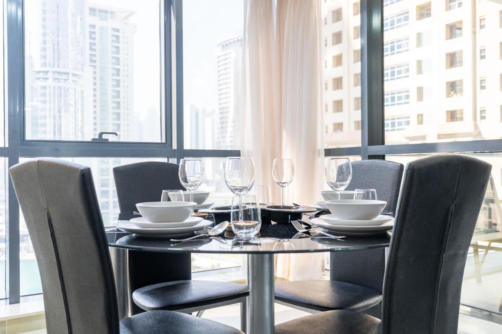 Apartment Amazing And Chic 1 Bedroom In Goldcrest Views 2 Dubai