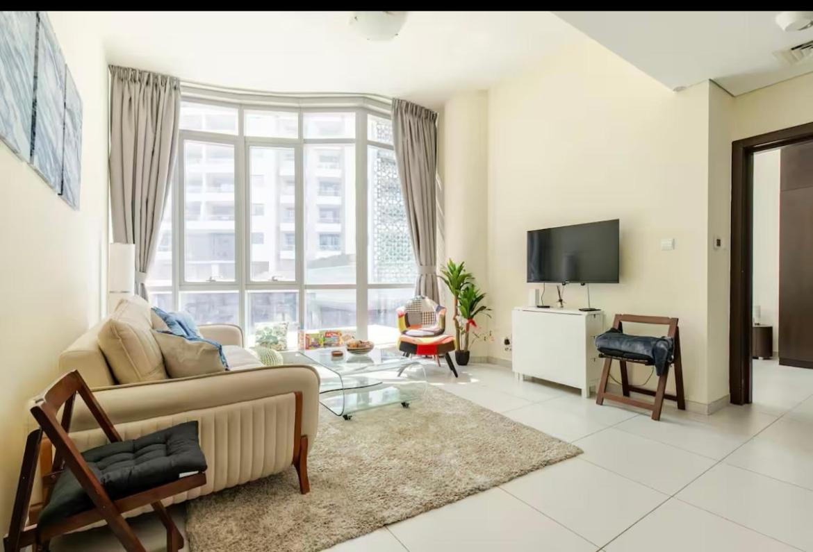Apartment Luxury Marina Stunning Views & Rooftop Pool *
