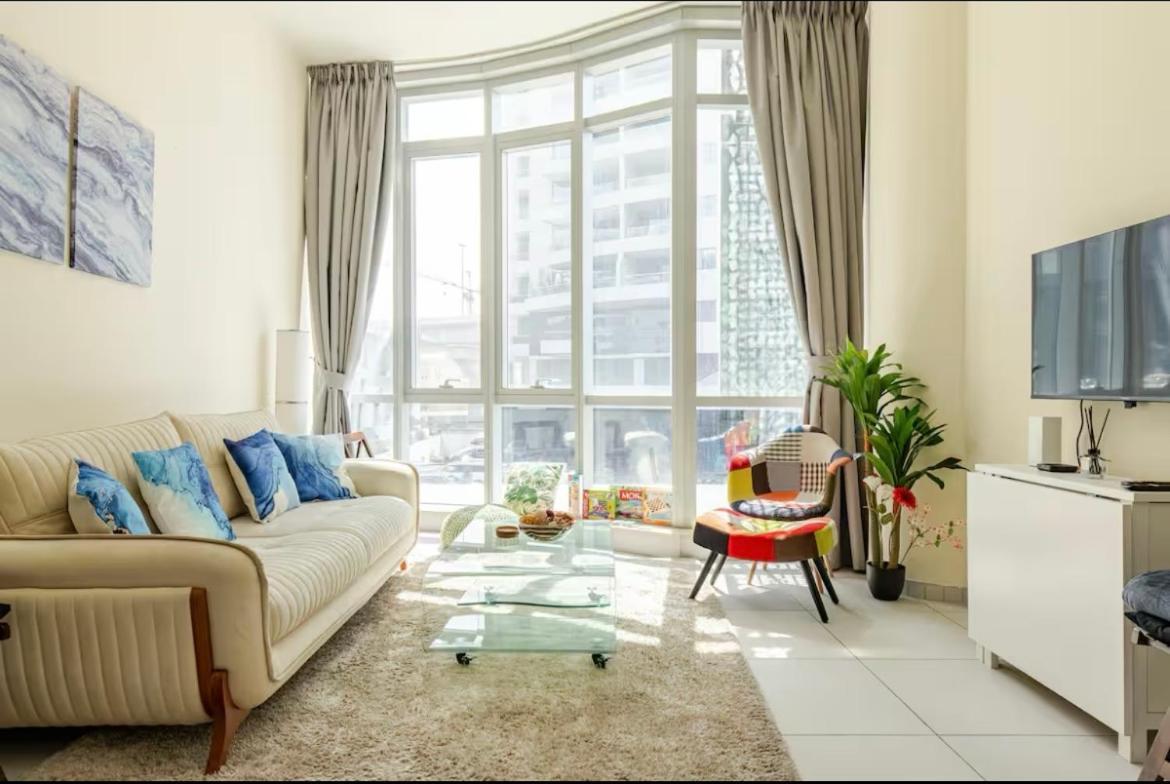 Luxury Marina Stunning Views & Rooftop Pool