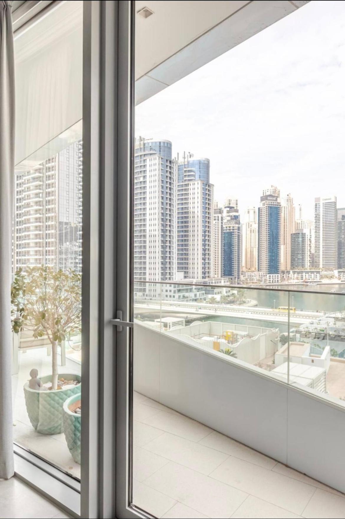 Marina Luxury - Breathtaking Sea Views Apartment Dubai