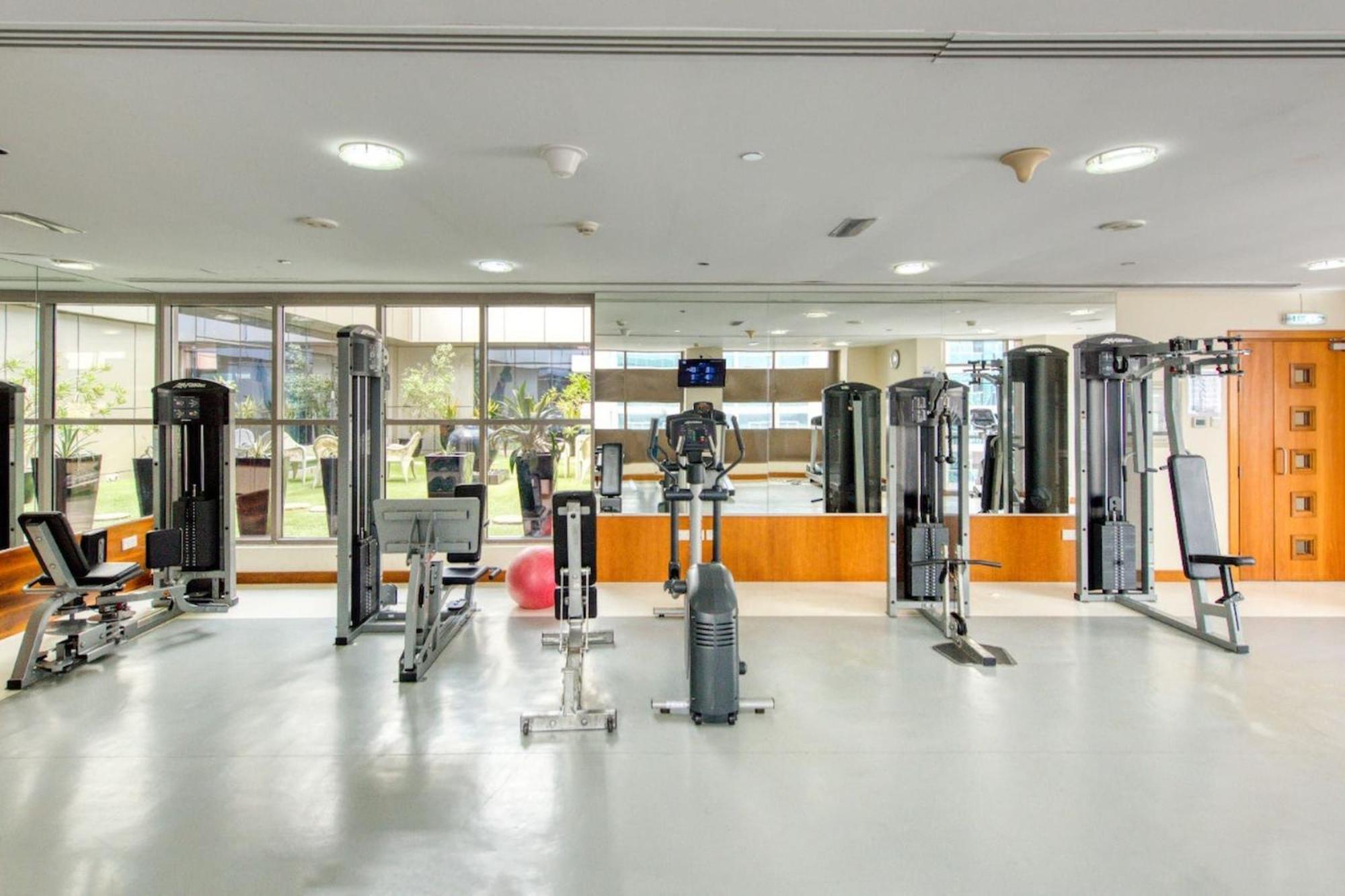 Restful In Sports Apartment