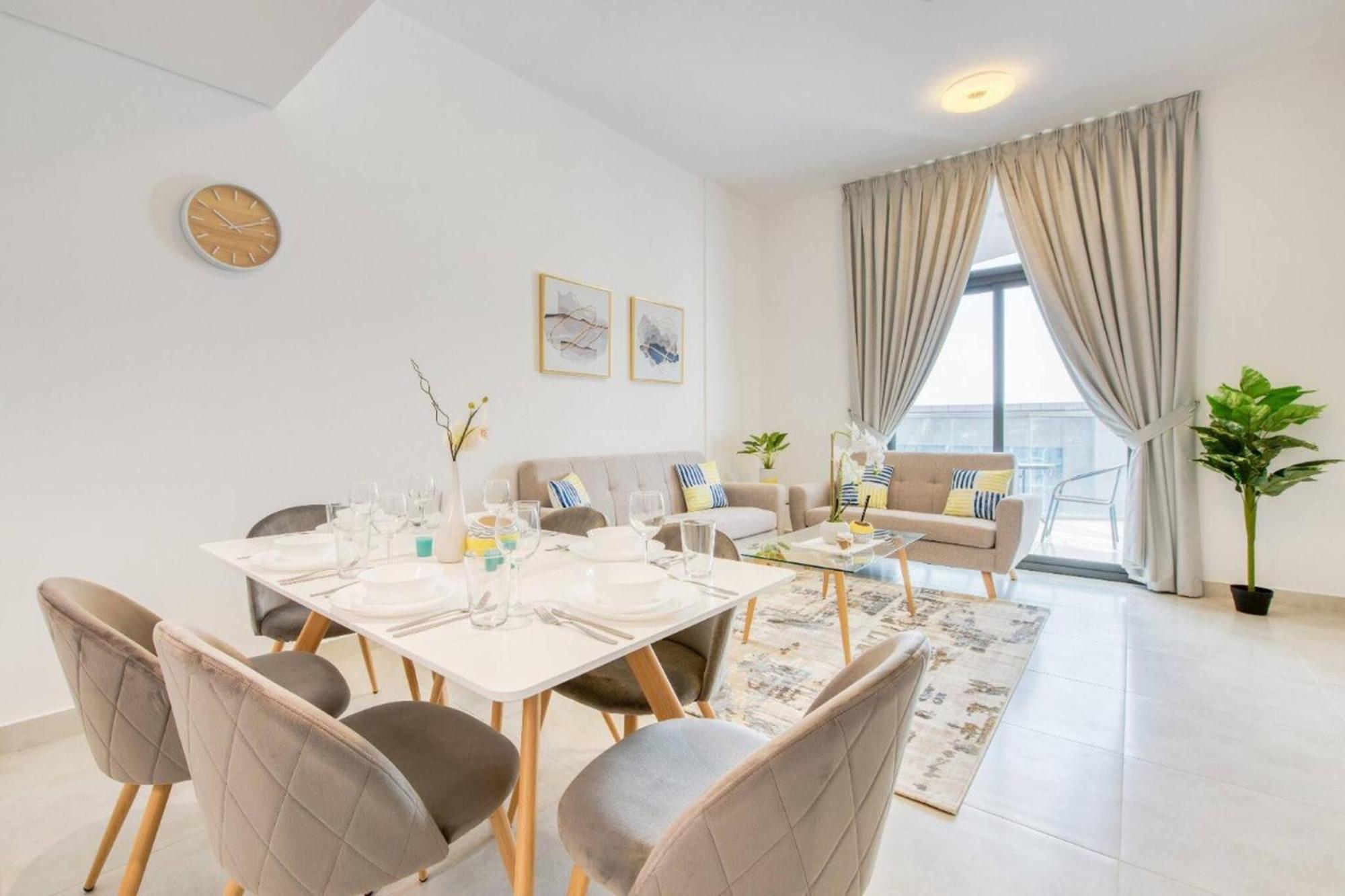 Serene 2 Bedrooms Apartment Dubai