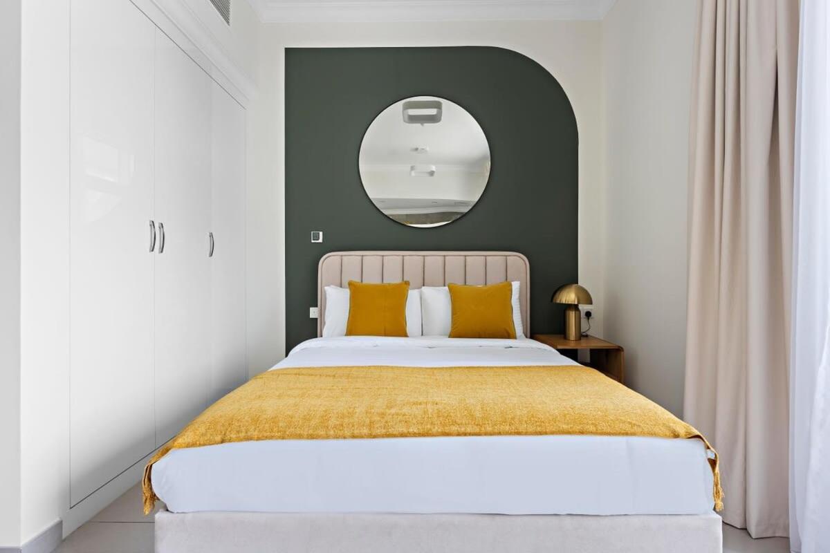 Silkhaus Modern | New Furniture Apartment