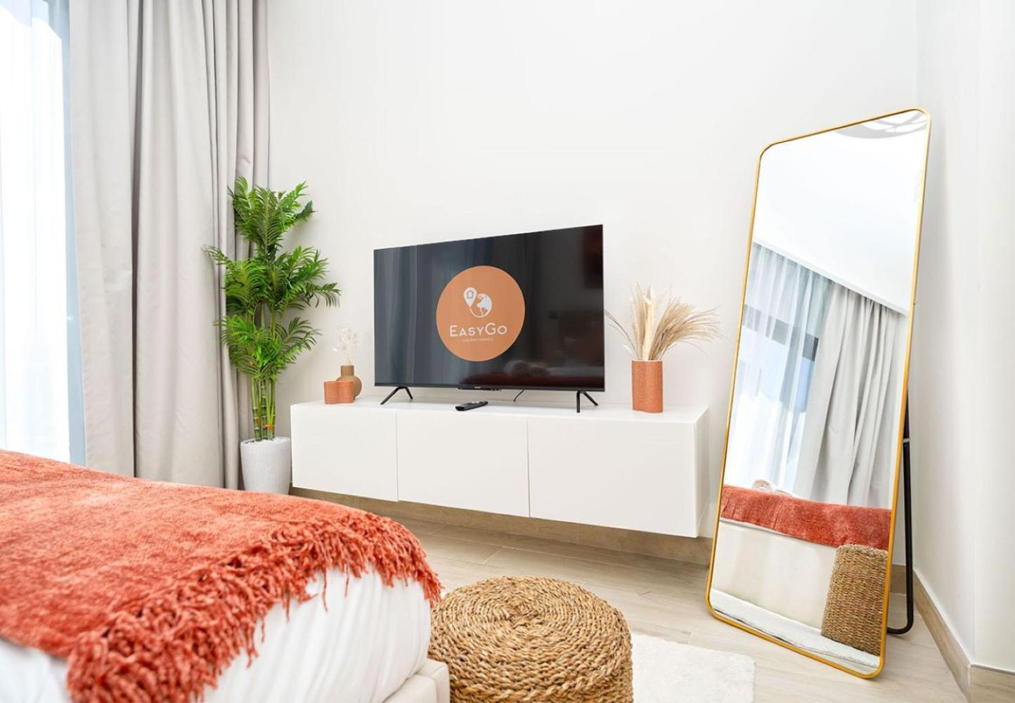 Easygo - Azizi Riviera 15 Community View