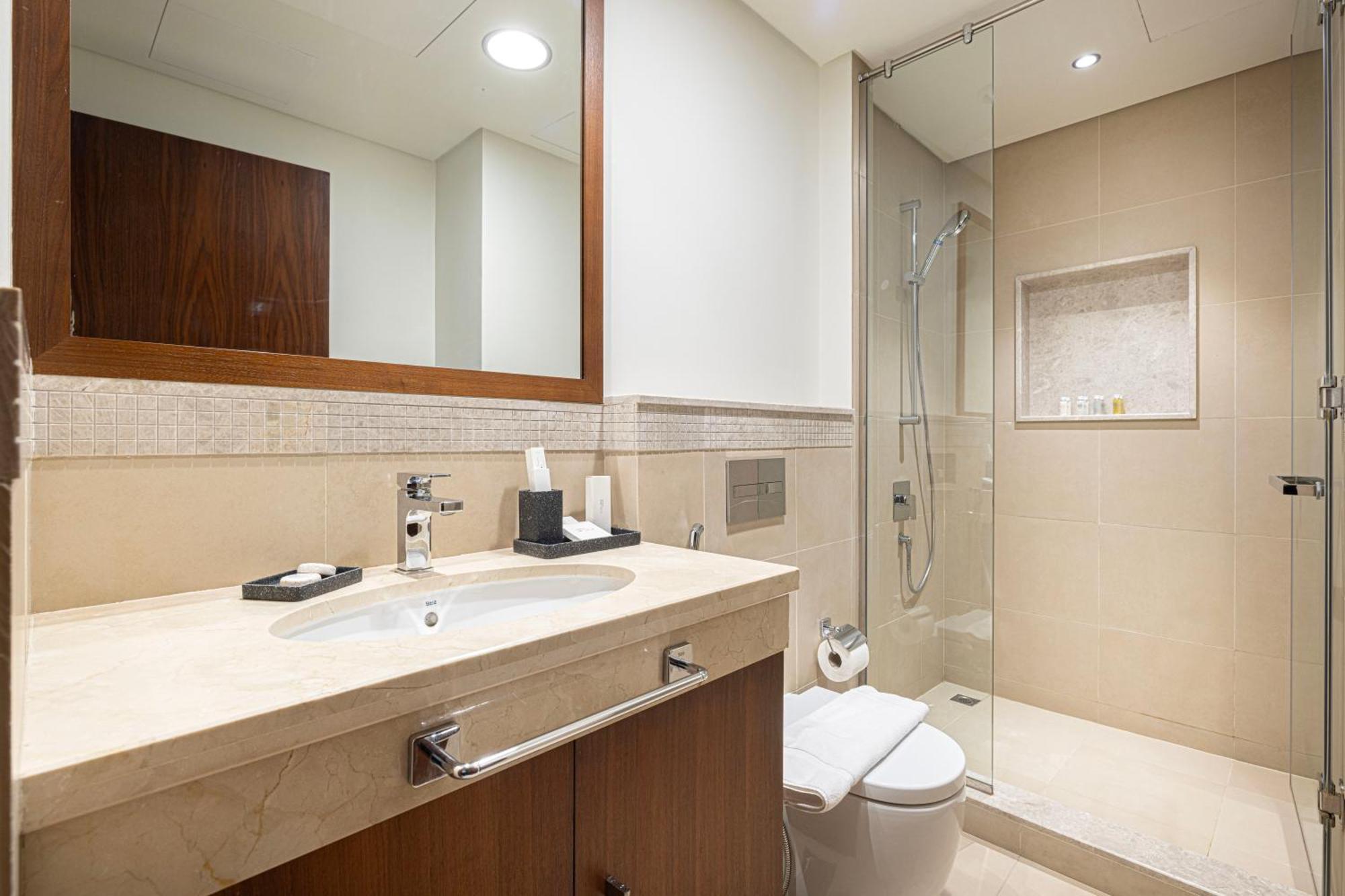 Grand 3b Burj View Ps5 Apartment Dubai