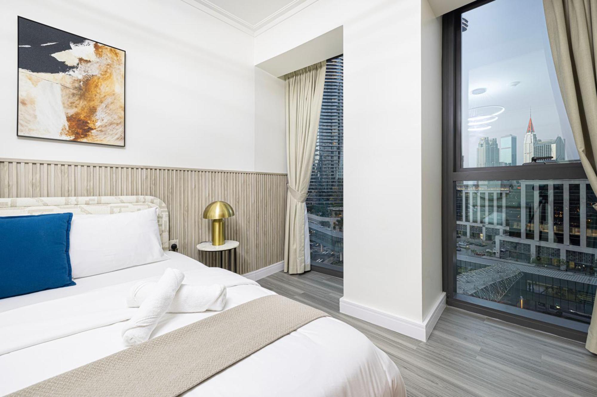 Grand 3b Burj View Ps5 * Dubai