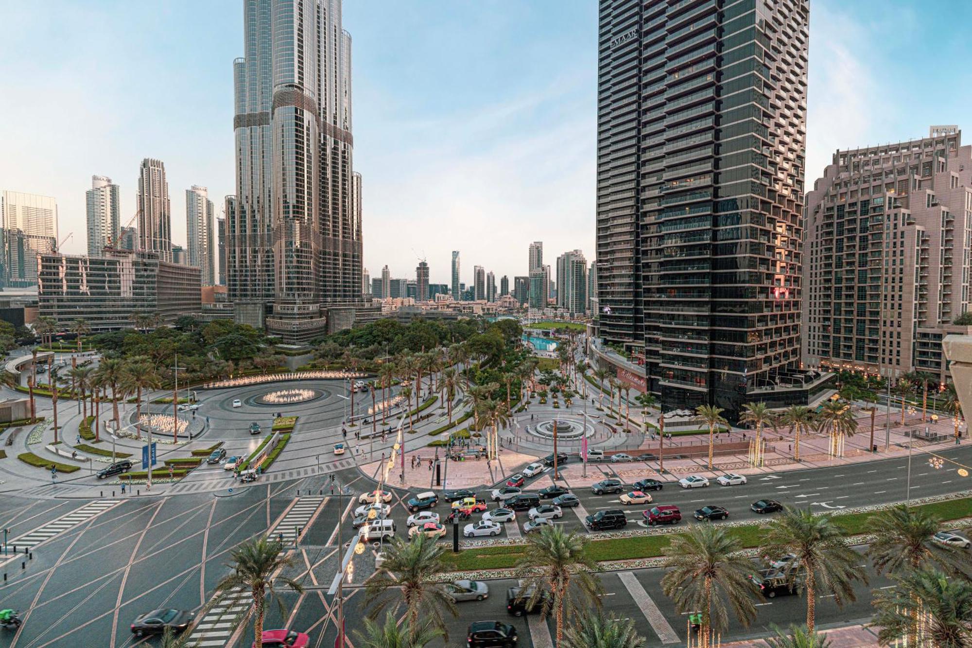 Grand 3b Burj View Ps5 Dubai