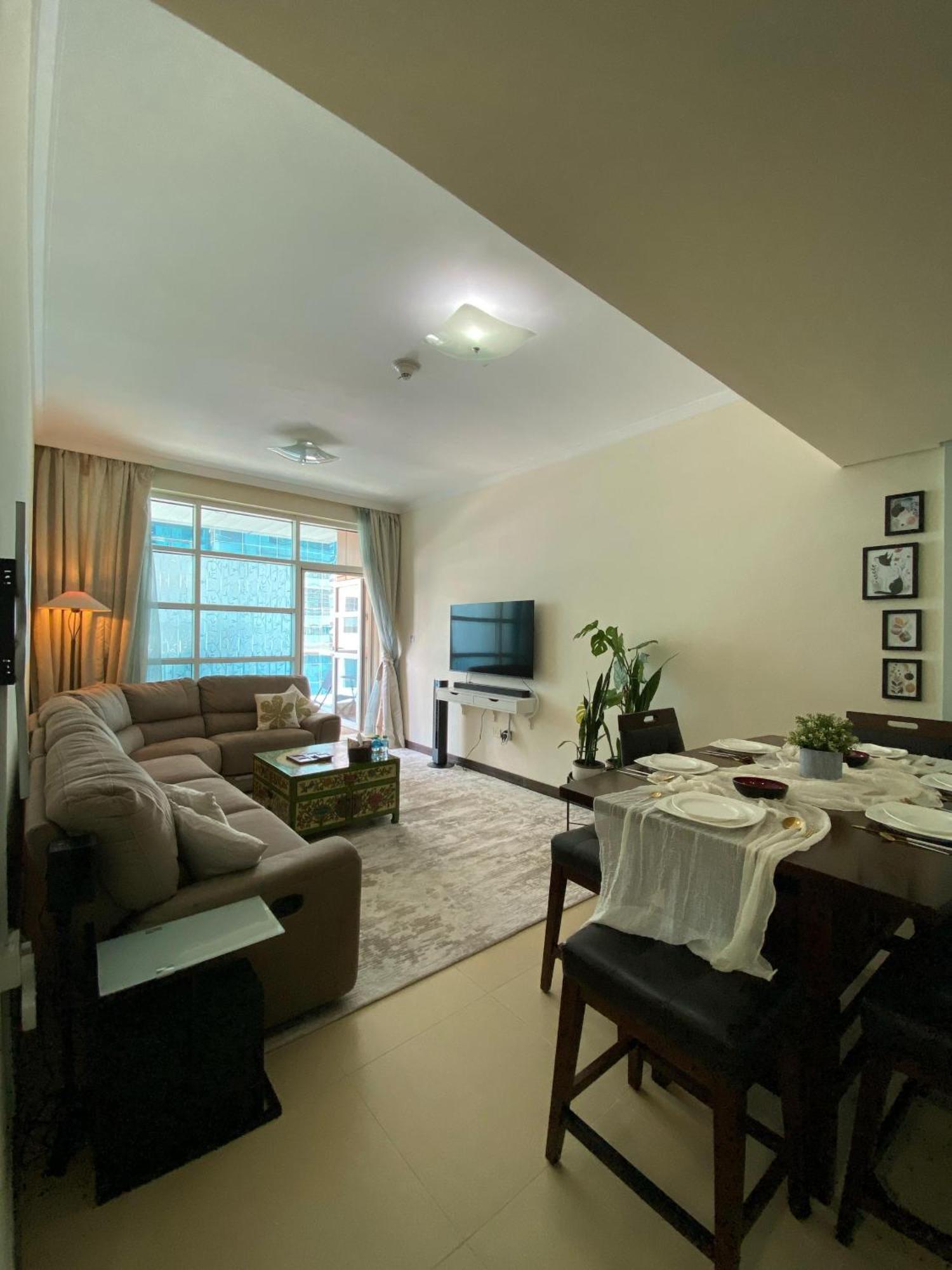 Apartment 2-bhk With Gym & Pool