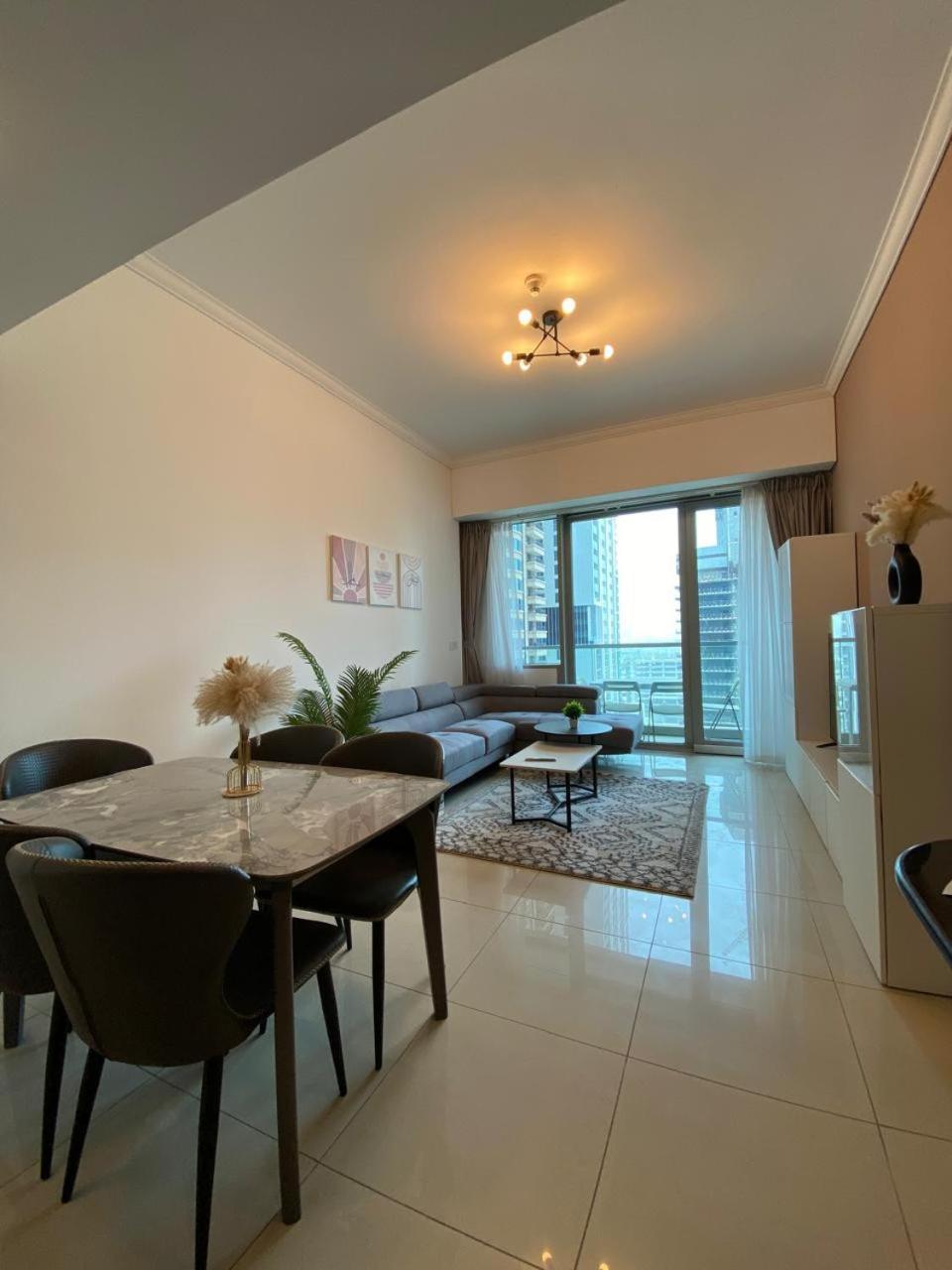 Charming 1-bedroom I Marina *
