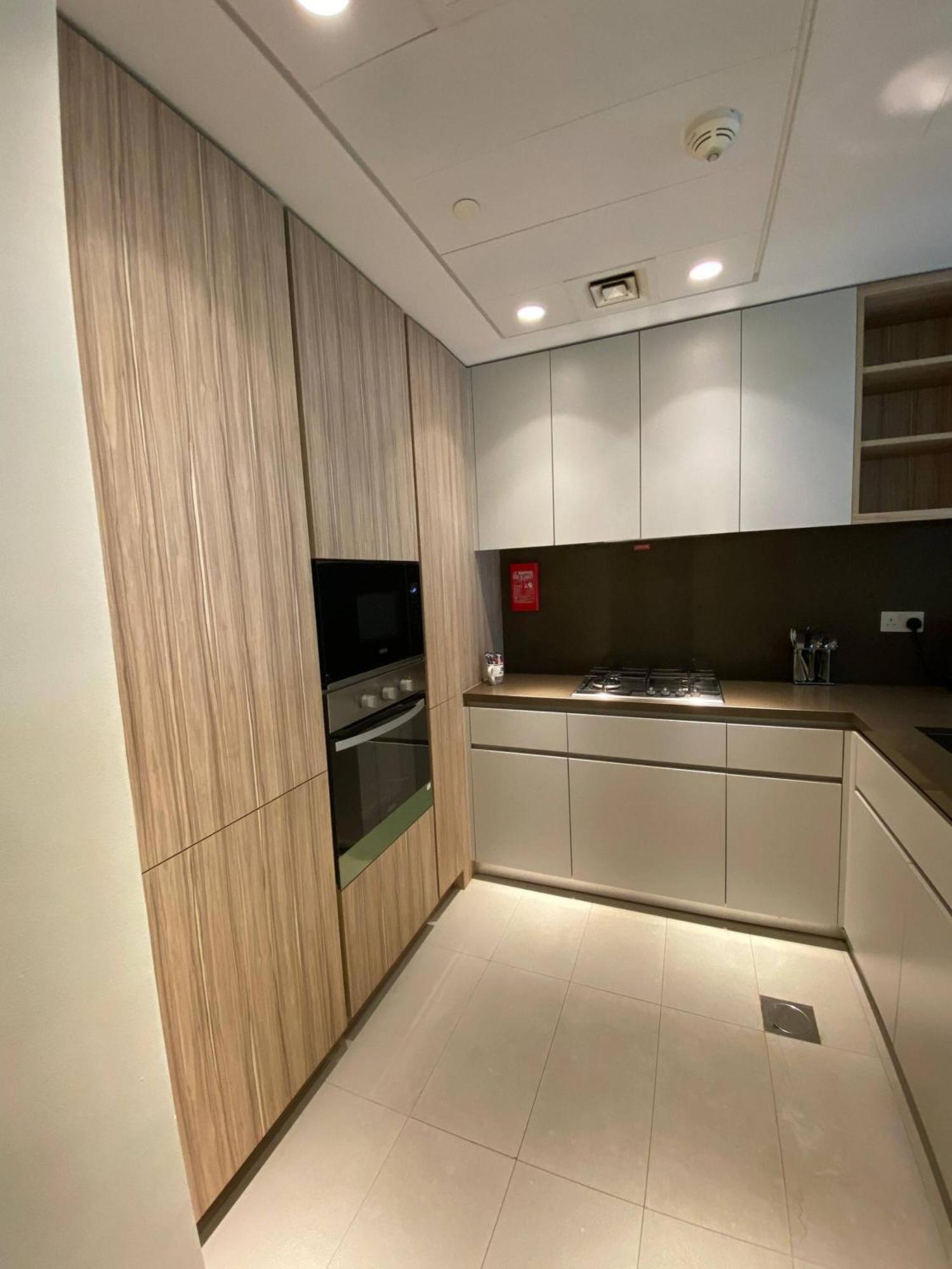 Well Furnished 1 Bedroom Apartment Dubai