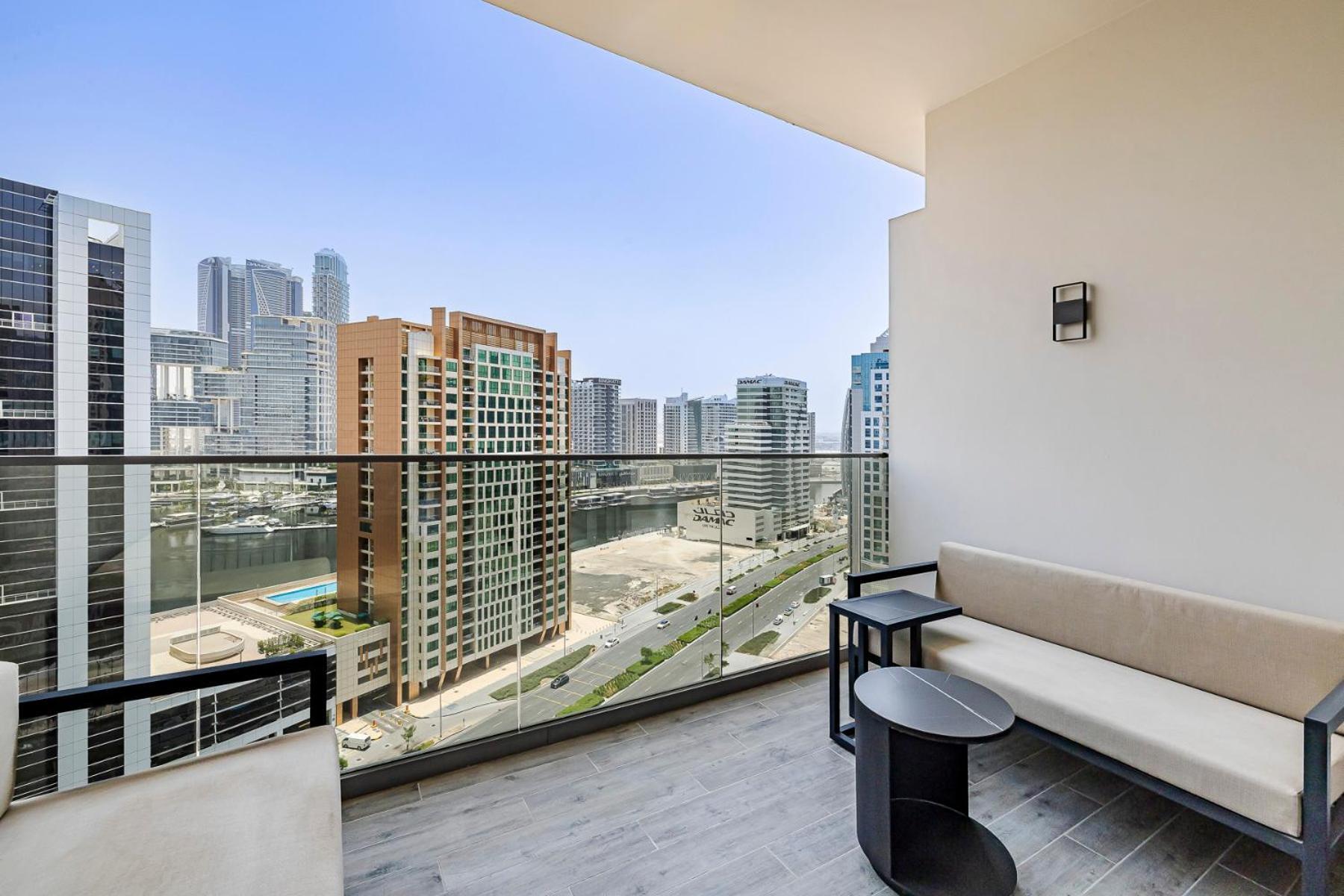 Modern In Bustling Business Bay - Mag 318 *