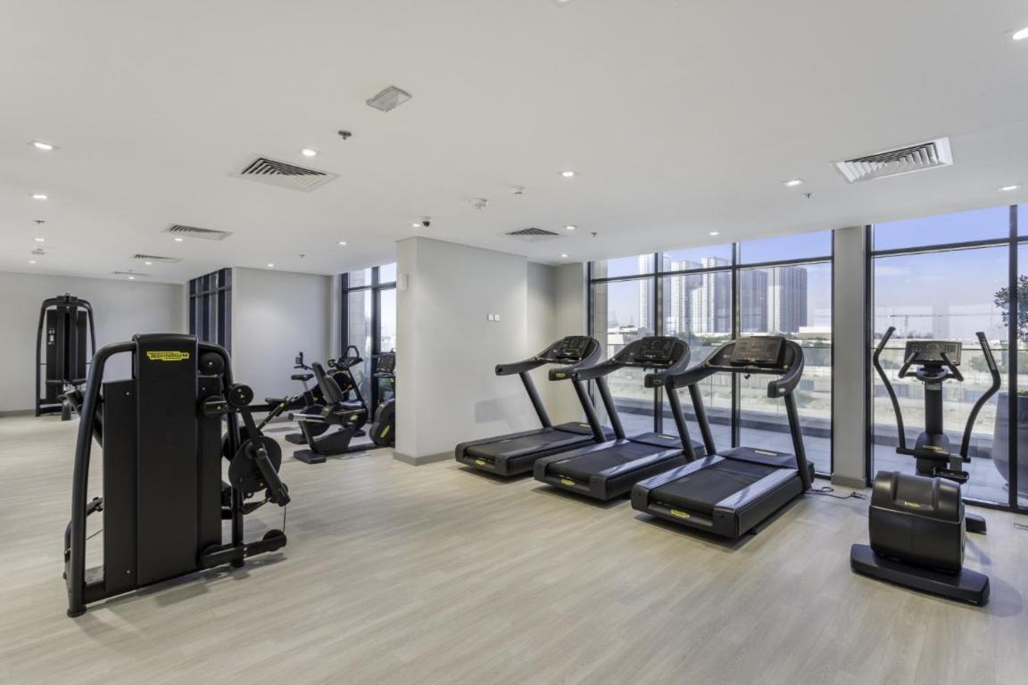 Elegant Cozy Stu Luxury 10 Min Mall Apartment Dubai