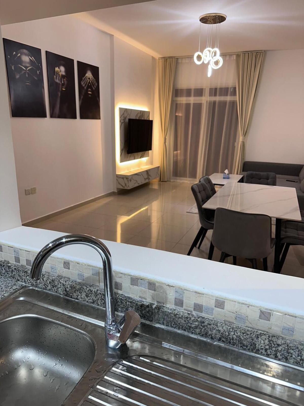 1 Bedroom Jvc *