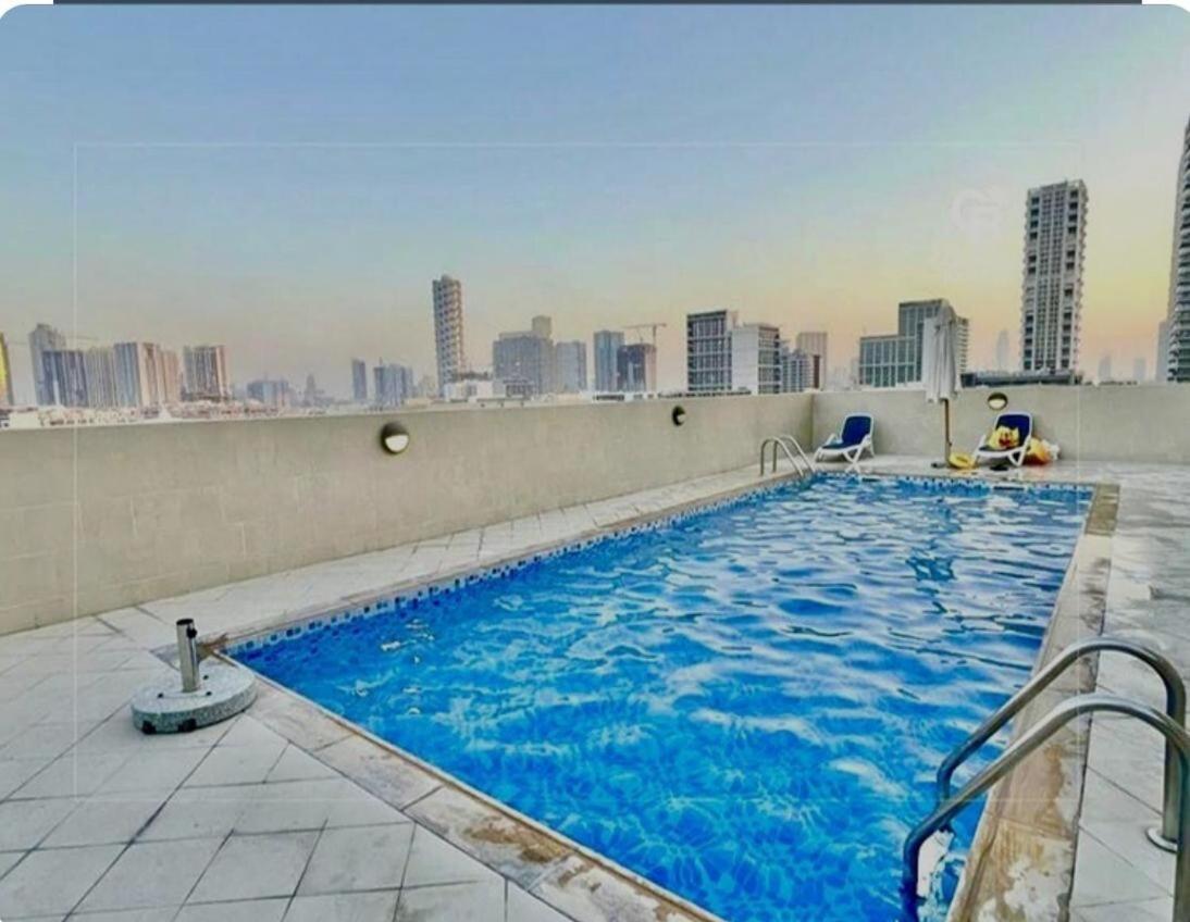 Apartment 1 Bedroom Jvc